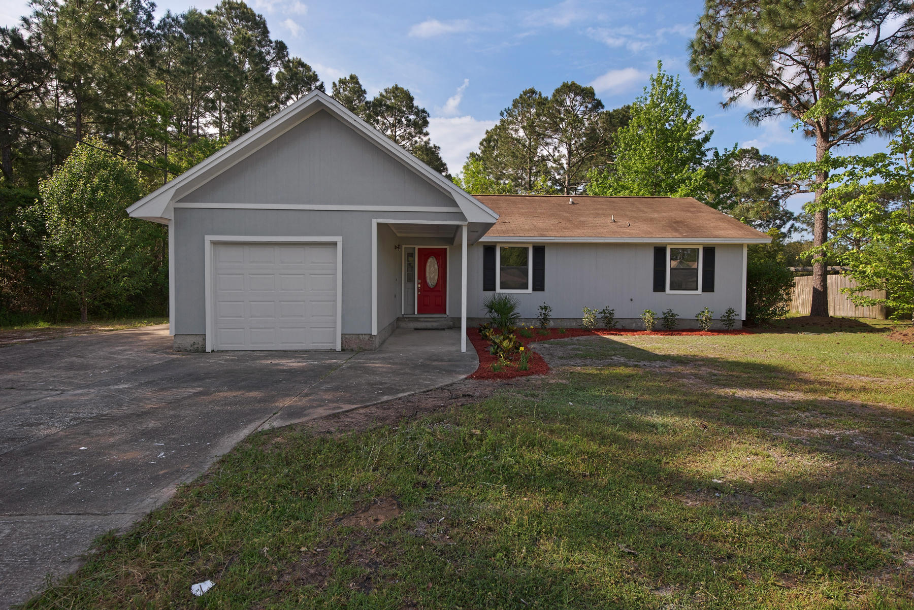 HOLLEY BY THE SEA - Residential