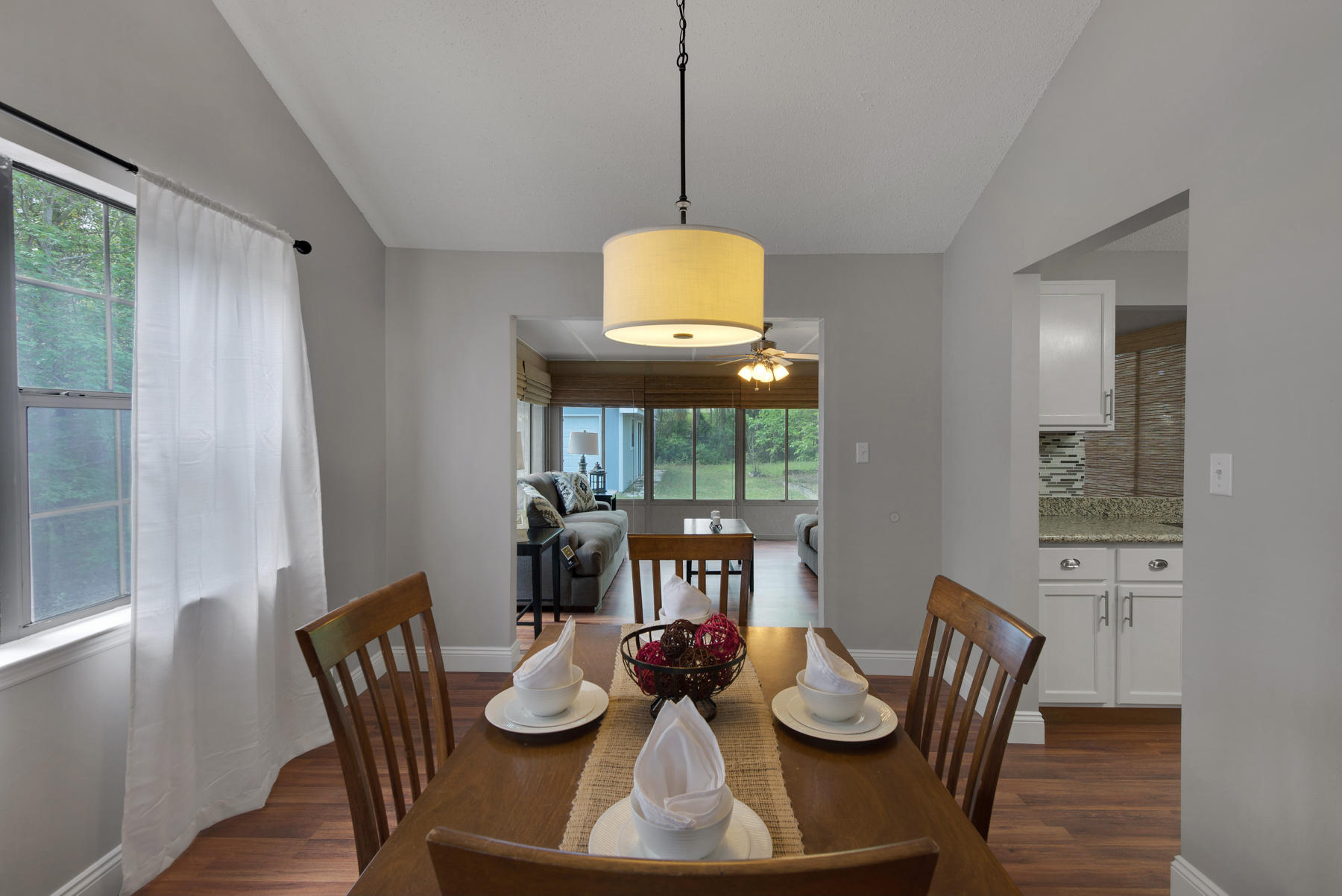 HOLLEY BY THE SEA - Residential