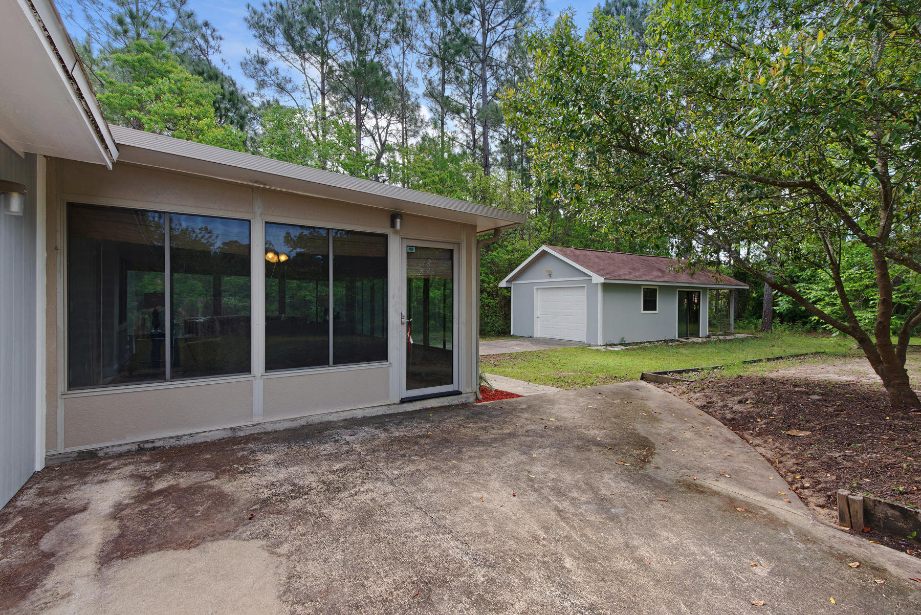 HOLLEY BY THE SEA - Residential