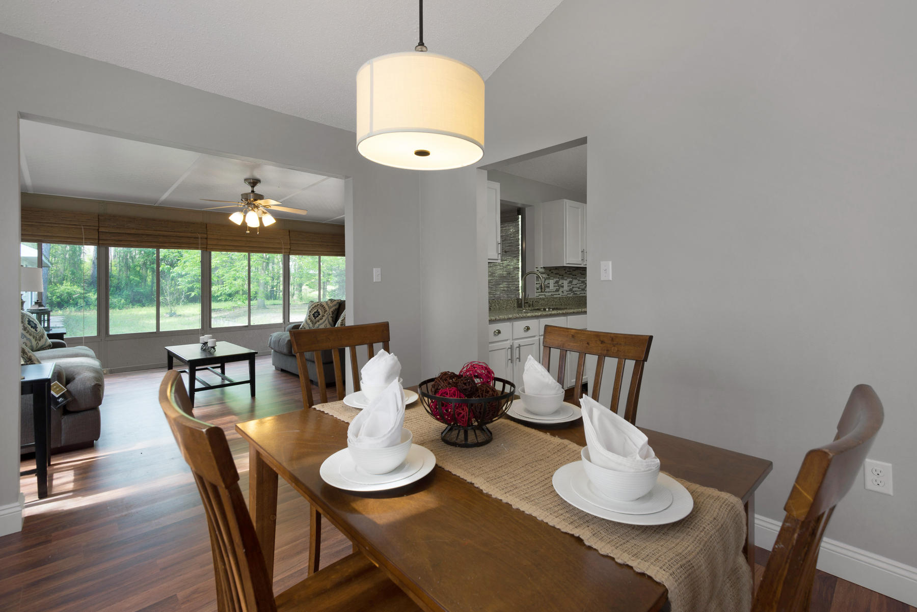 HOLLEY BY THE SEA - Residential