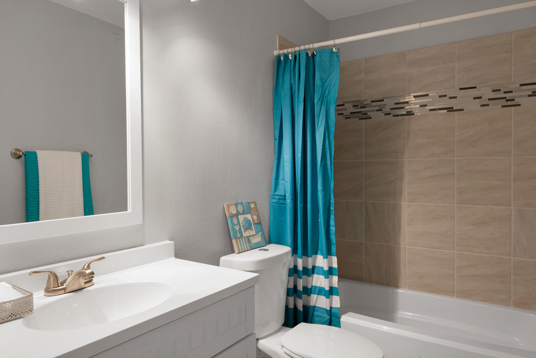 HOLLEY BY THE SEA - Residential