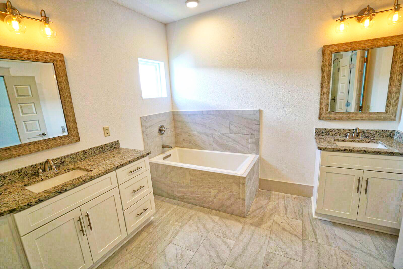 FRANGISTA BEACH 2ND ADDN - Residential