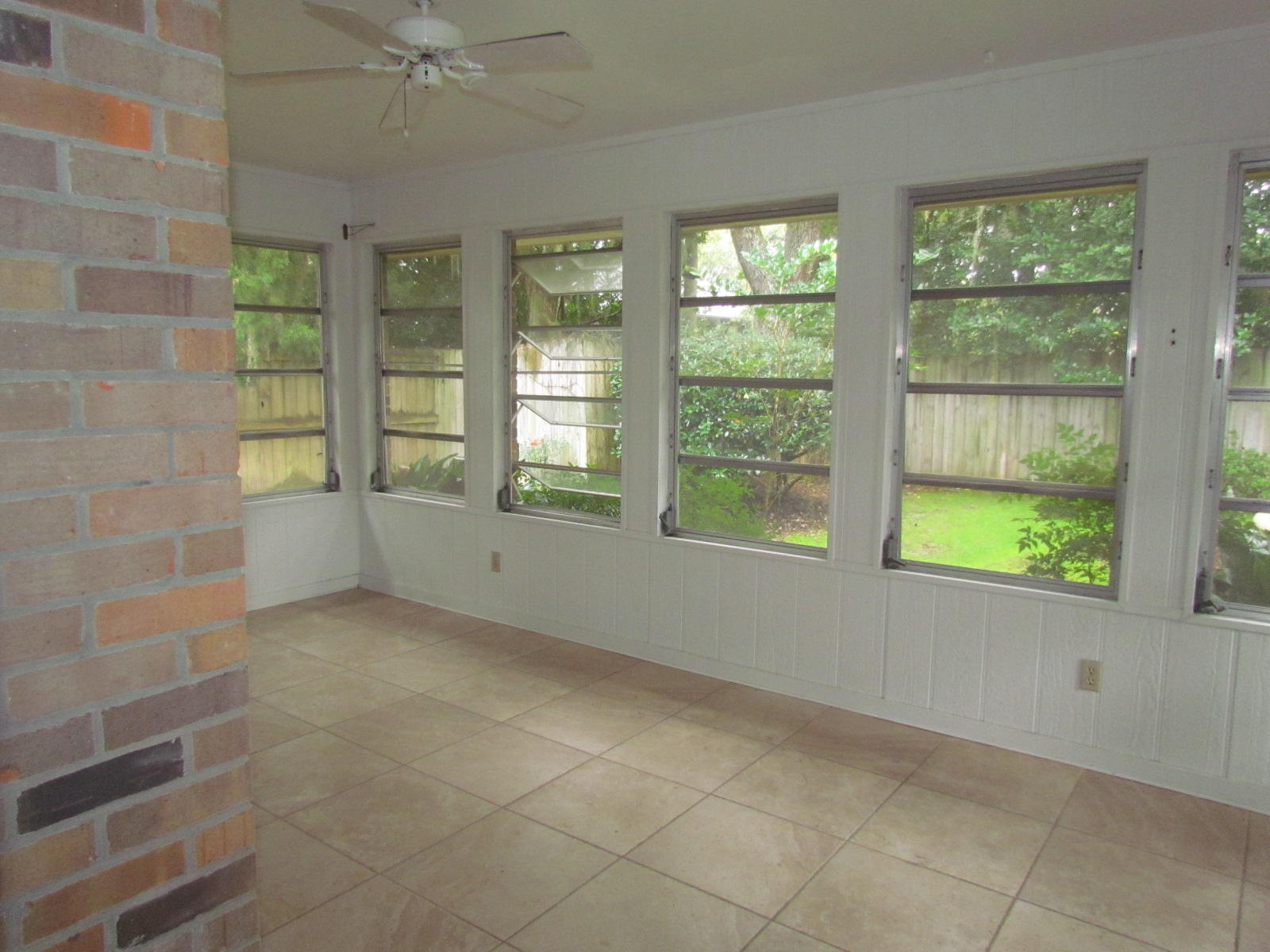 WHISPERWOOD ESTATES - Residential Lease