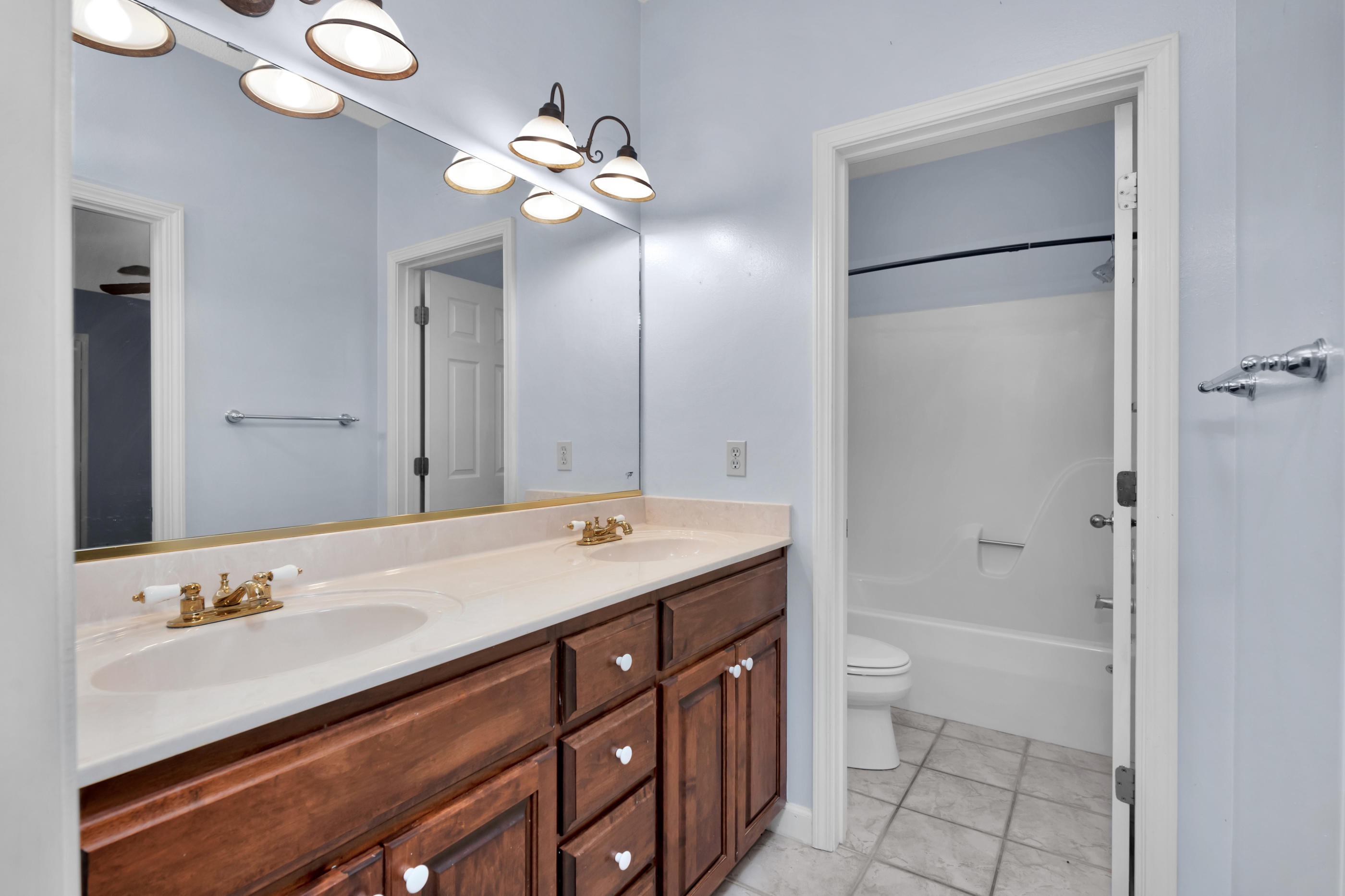 DORCHESTER PLACE - Residential
