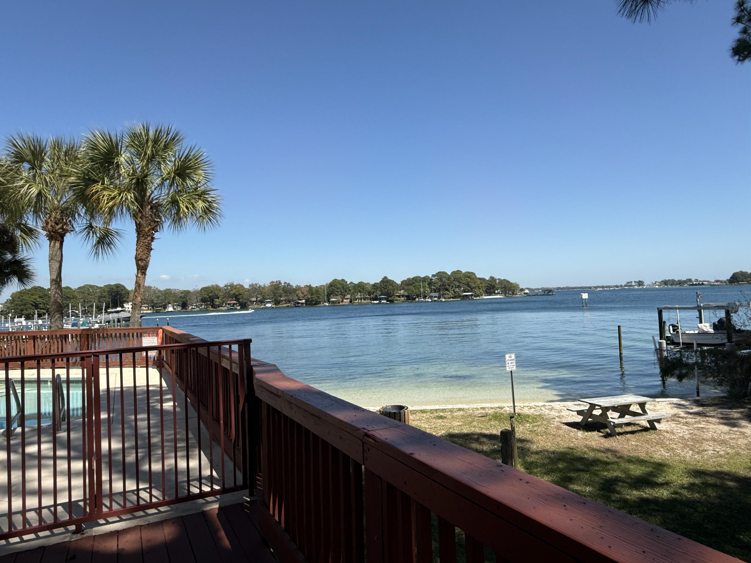 LAGUNA LANDING - Residential Lease