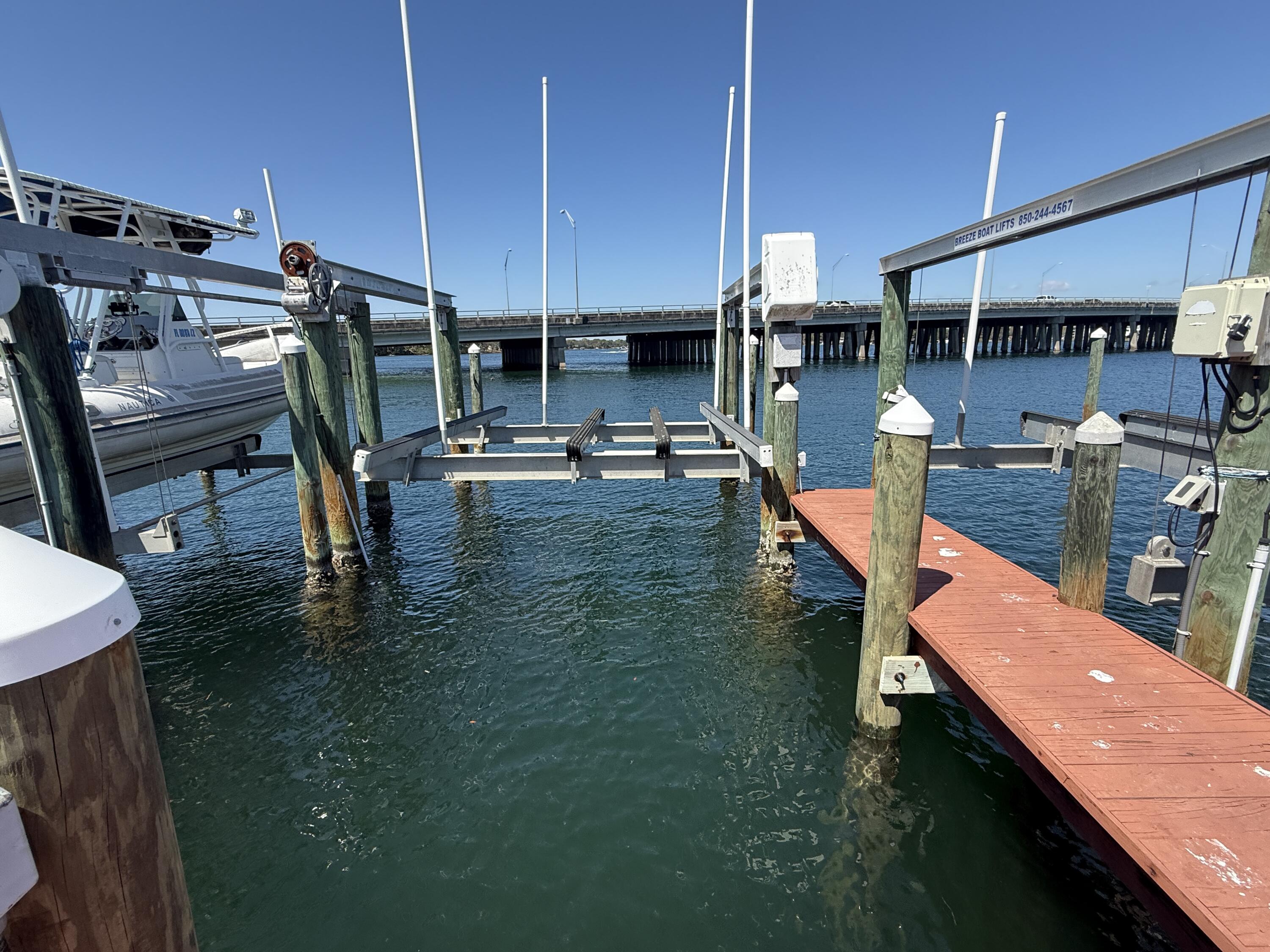 LAGUNA LANDING - Residential Lease