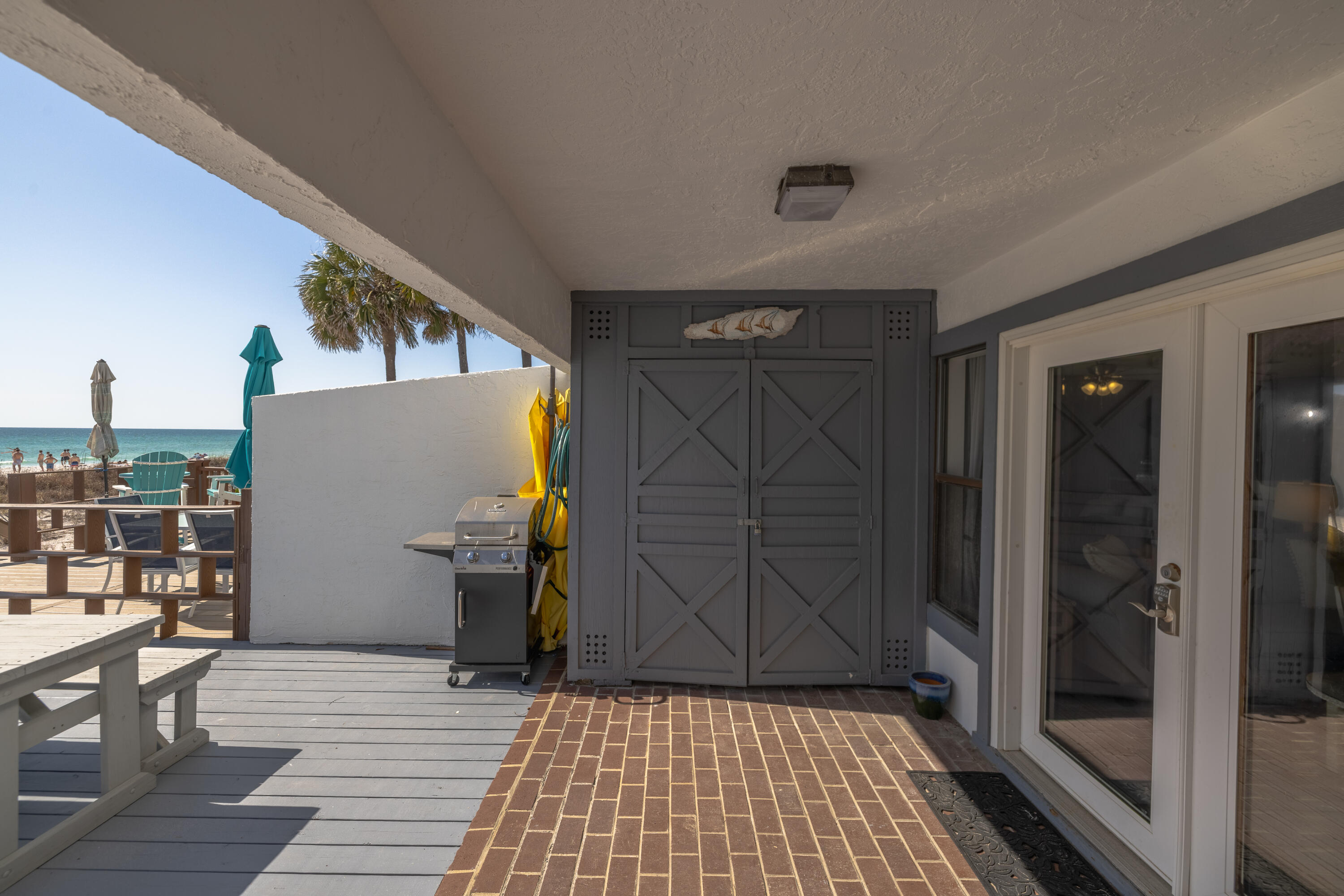 Leeward Tower Townhouse - Residential