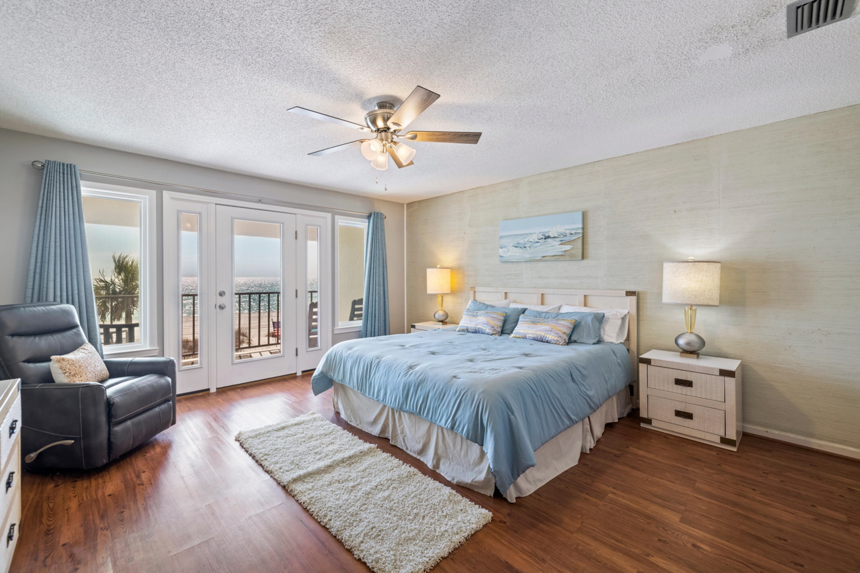 Leeward Tower Townhouse - Residential