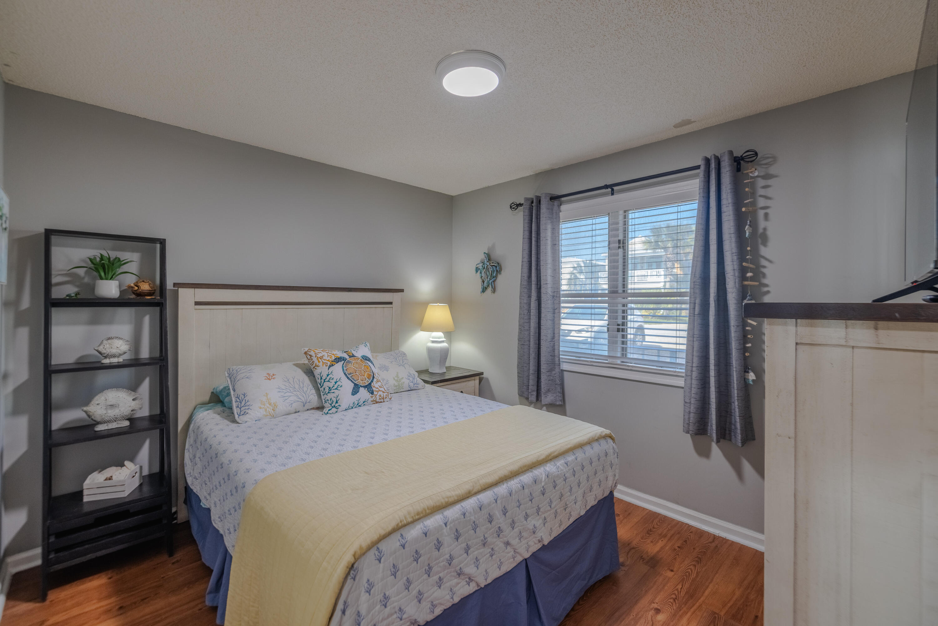 Leeward Tower Townhouse - Residential