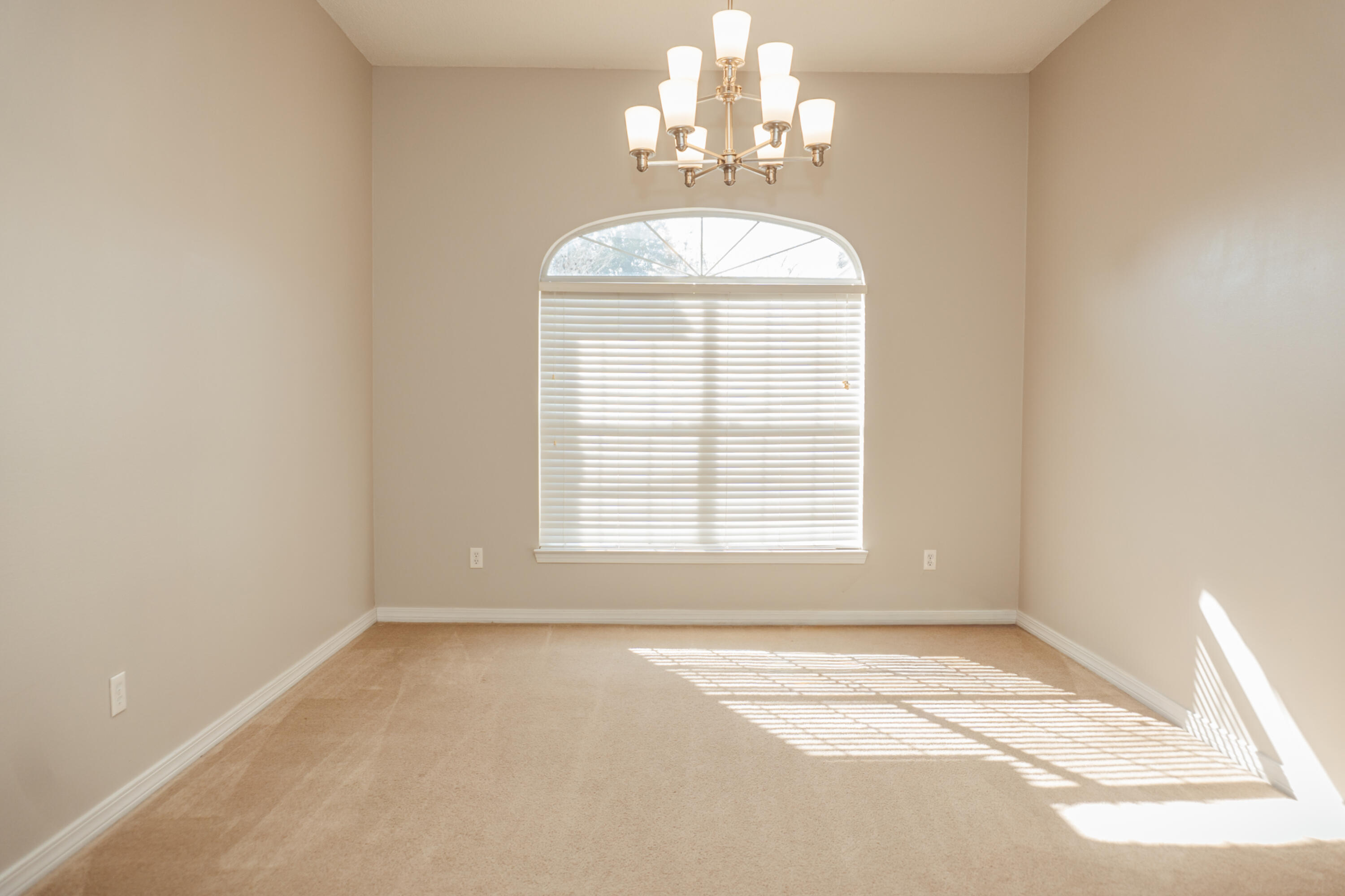 COUNTRYVIEW ESTATES 10TH ADDN - Residential Lease