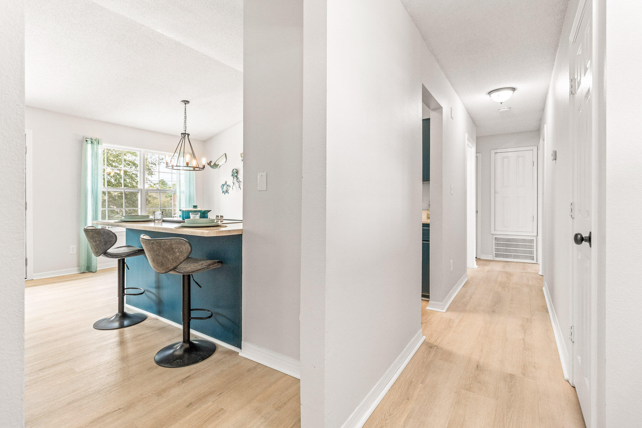 WINDSOR VILLAGE - Residential