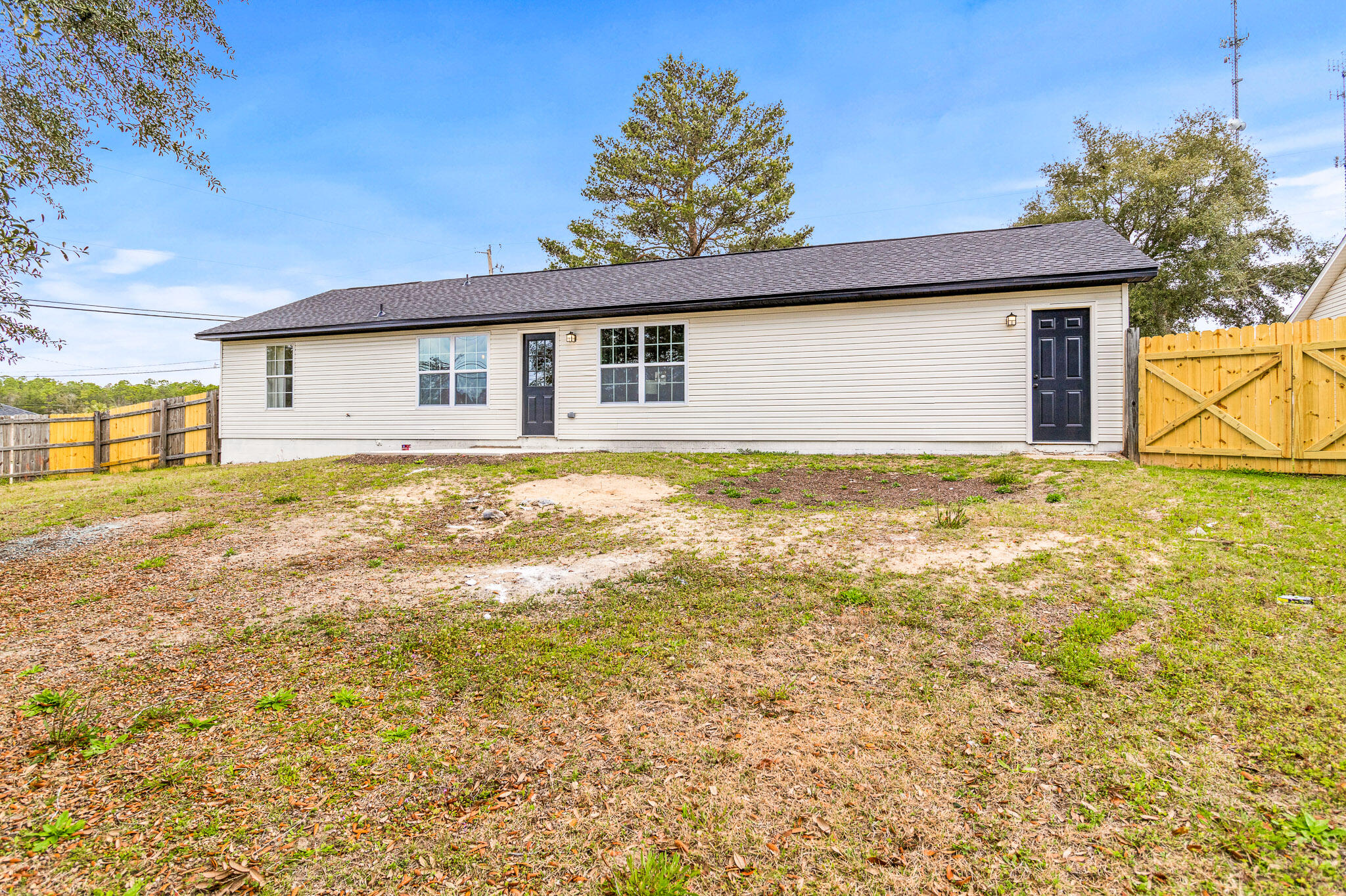 WINDSOR VILLAGE - Residential