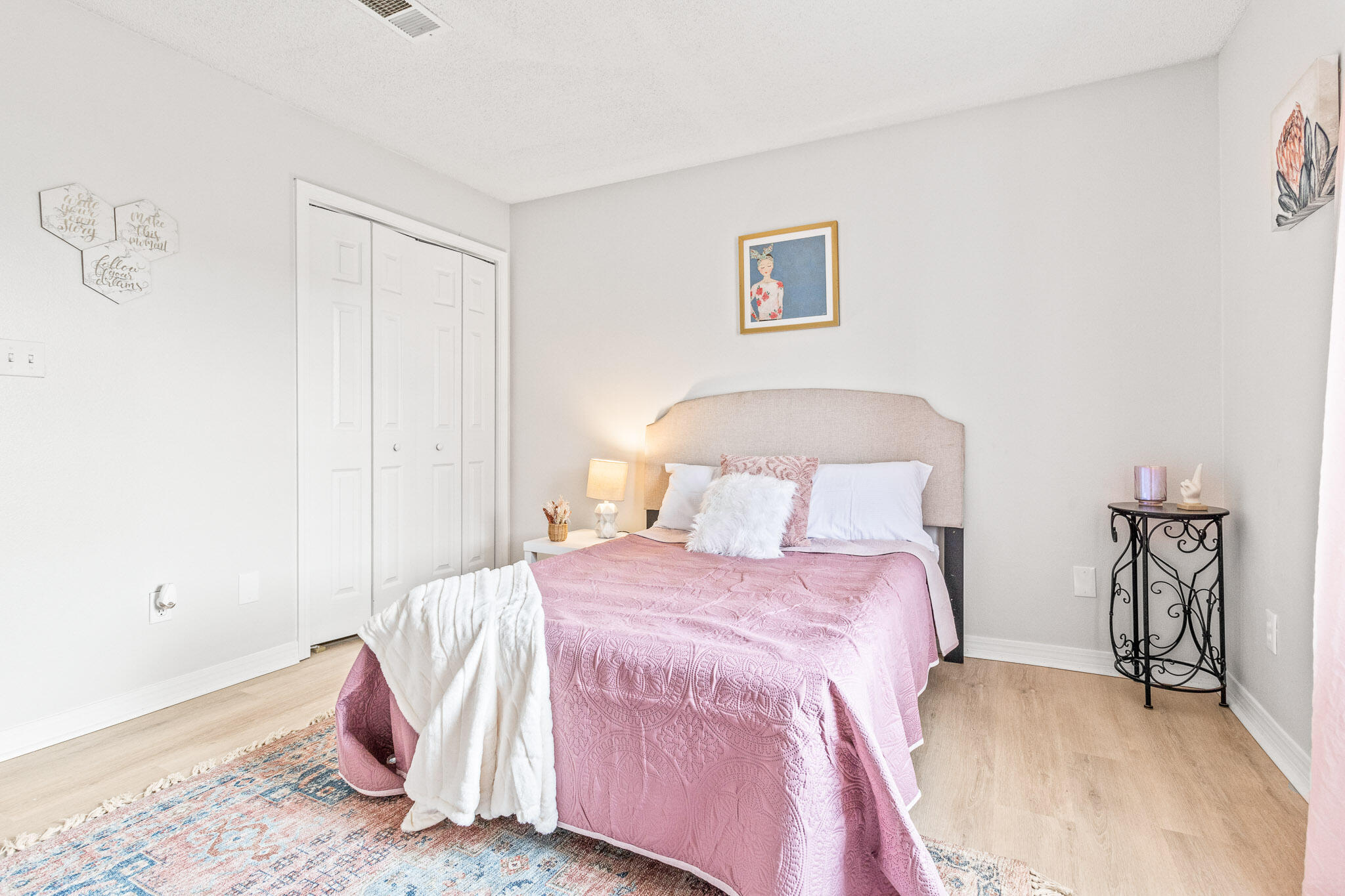 WINDSOR VILLAGE - Residential