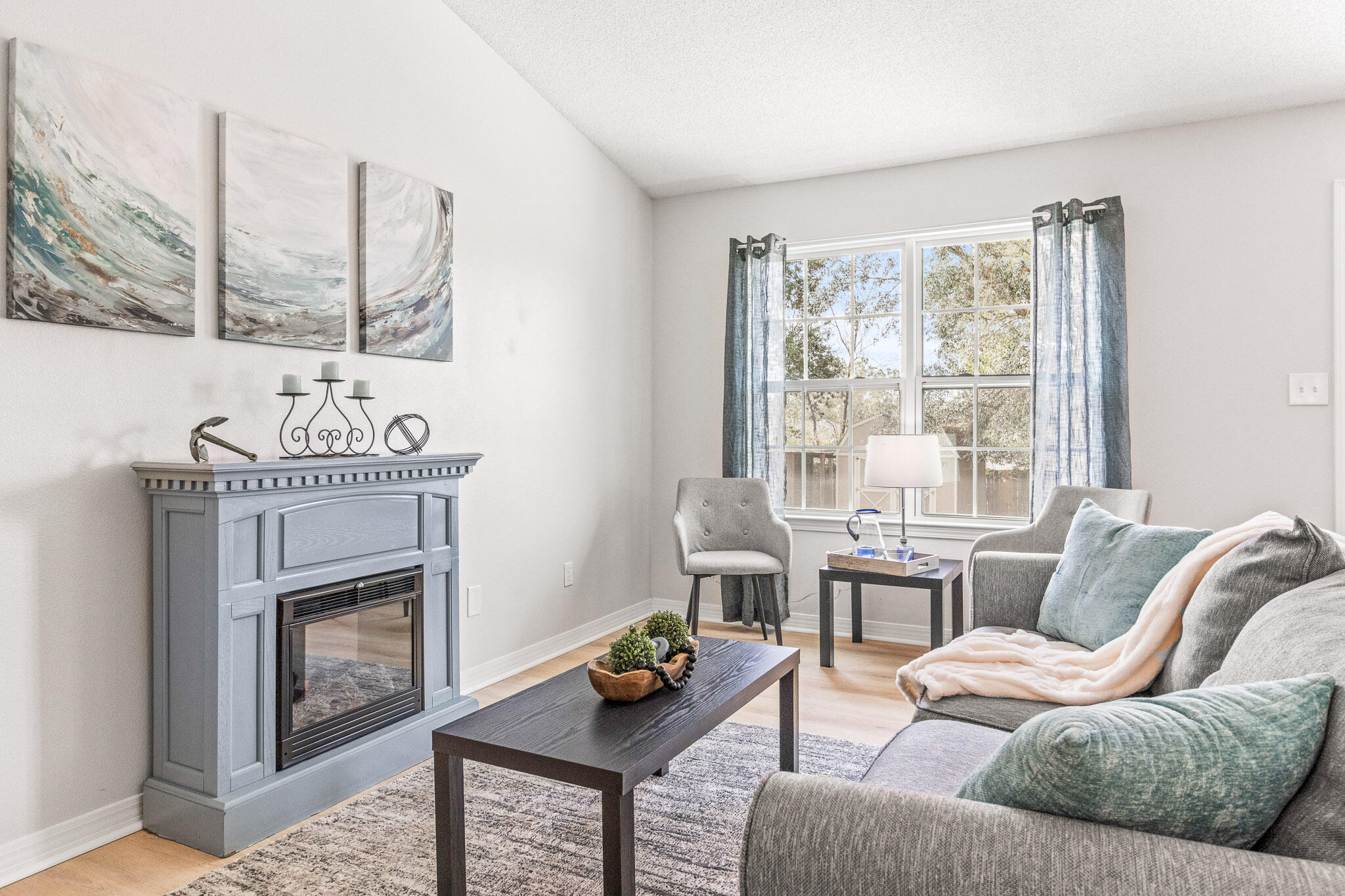 WINDSOR VILLAGE - Residential