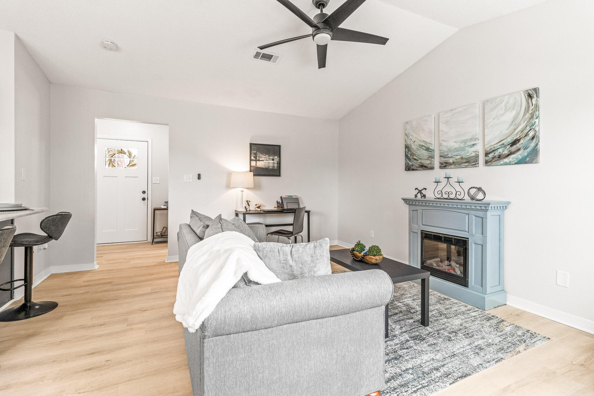 WINDSOR VILLAGE - Residential