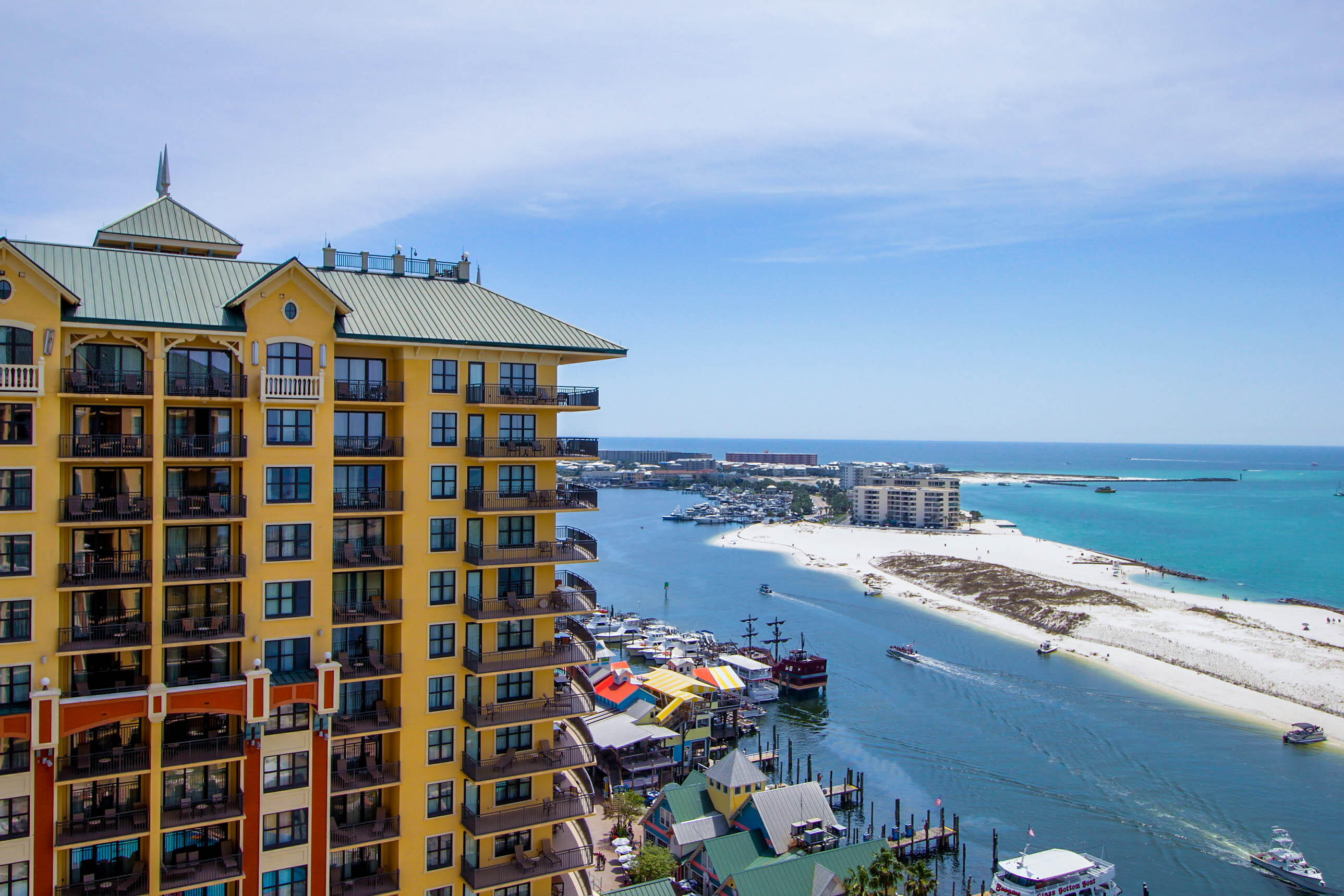 EMERALD GRANDE - Residential