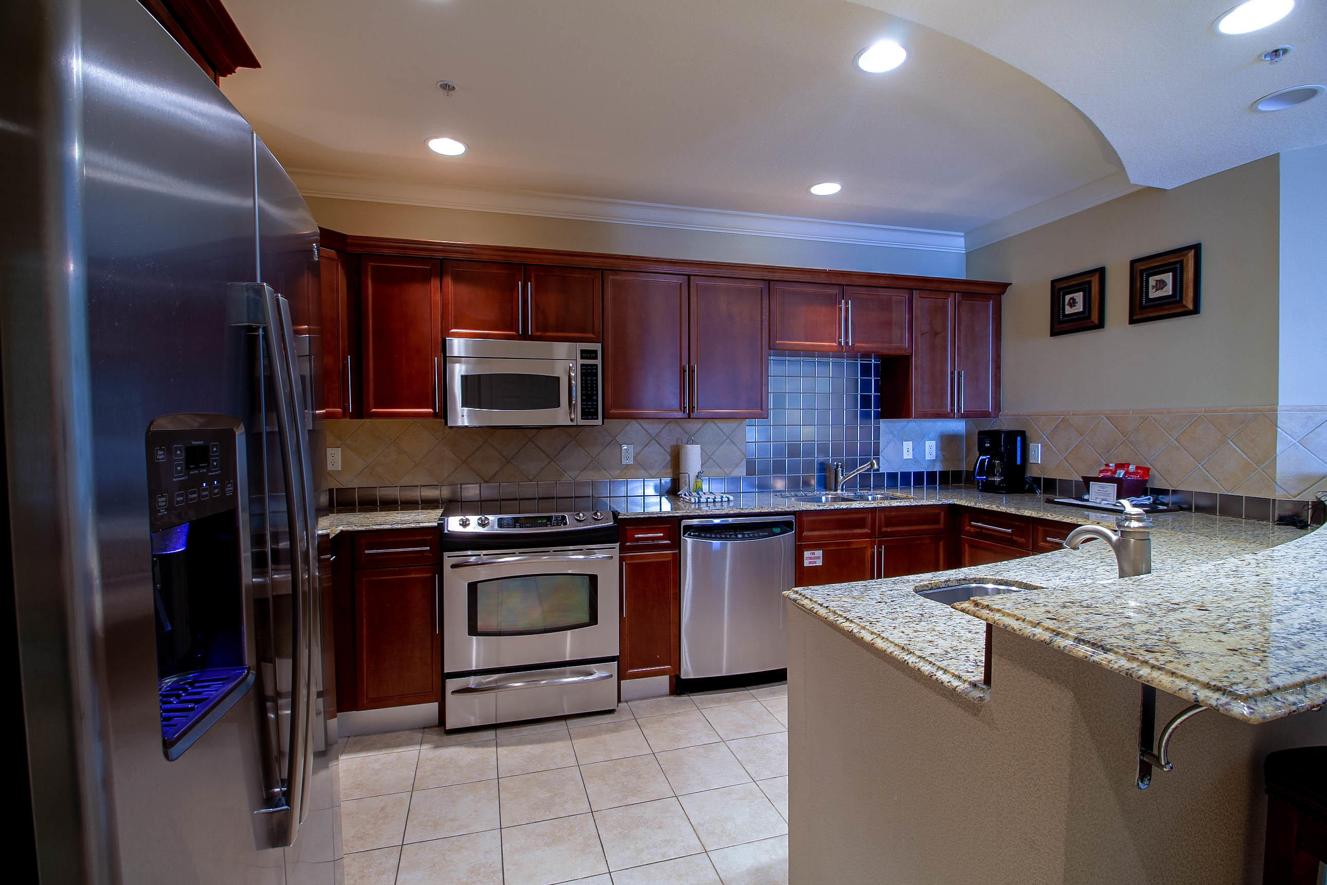 EMERALD GRANDE - Residential