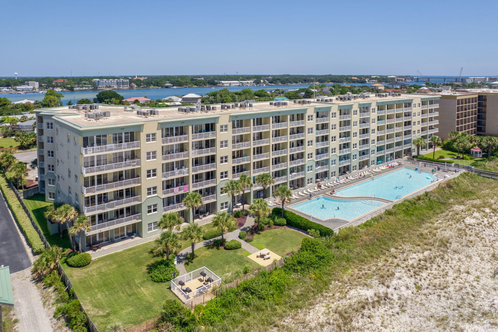 WATERS EDGE - Residential