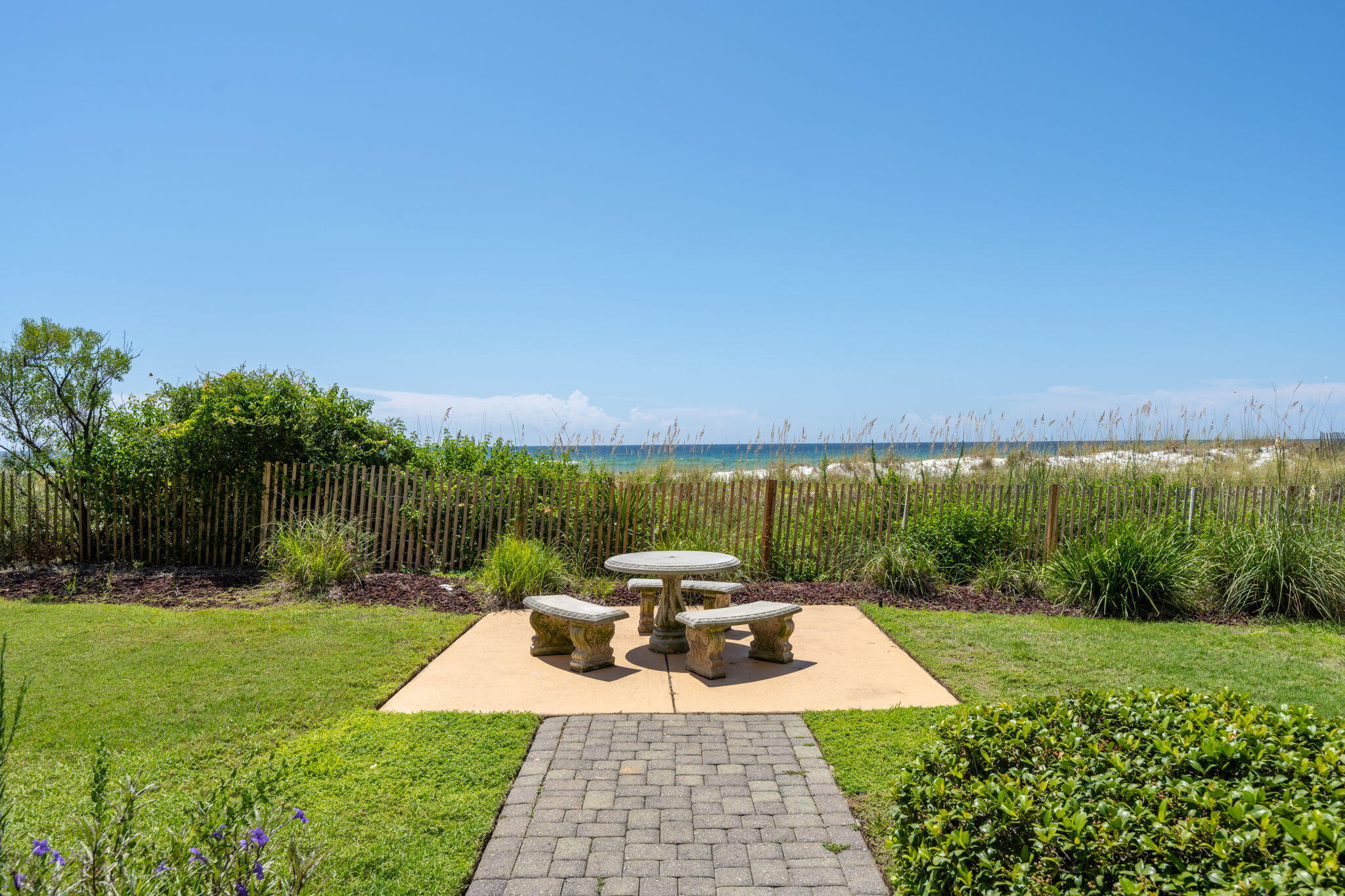 WATERS EDGE - Residential