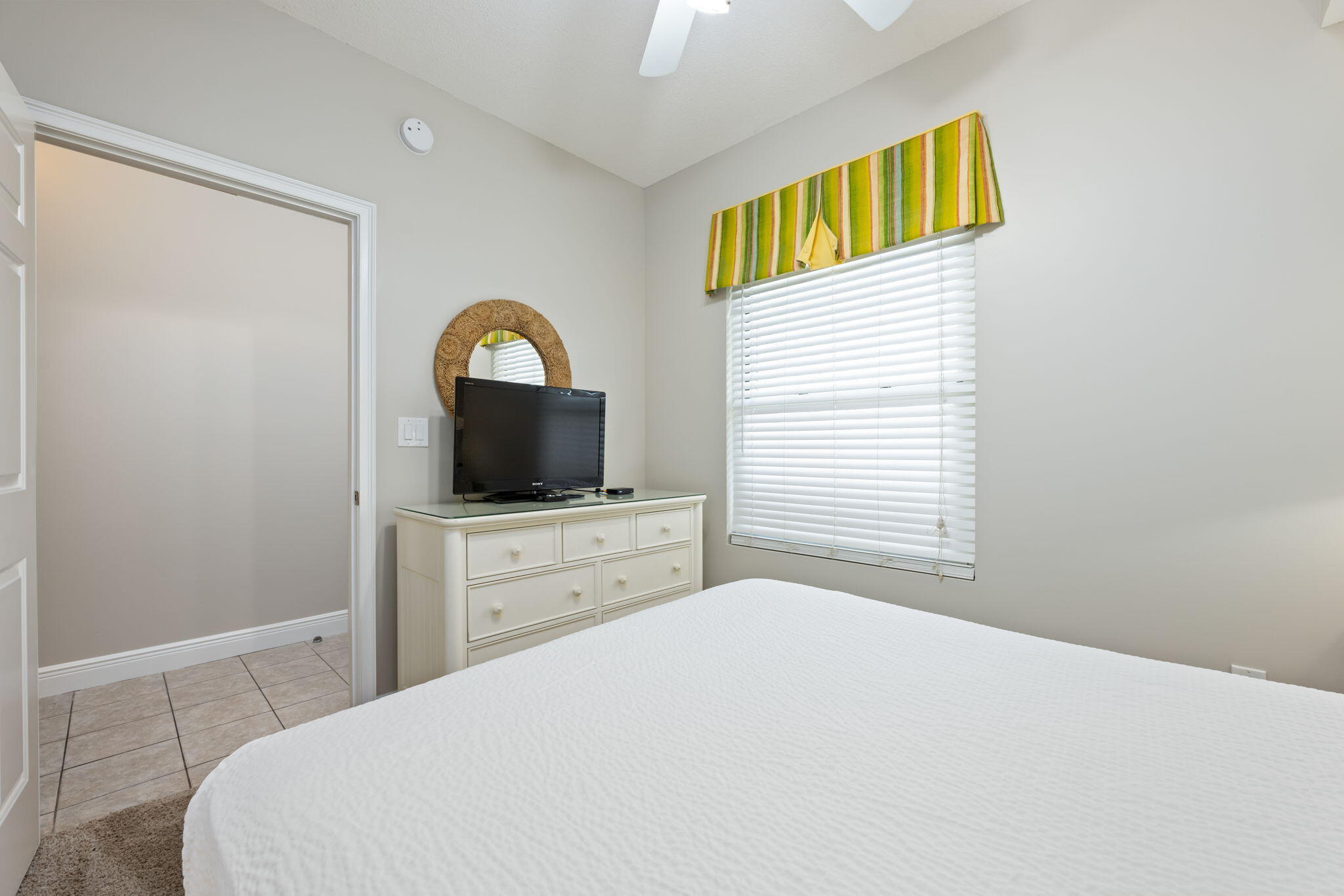 WATERS EDGE - Residential