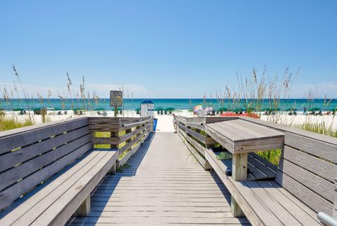 A home in Fort Walton Beach