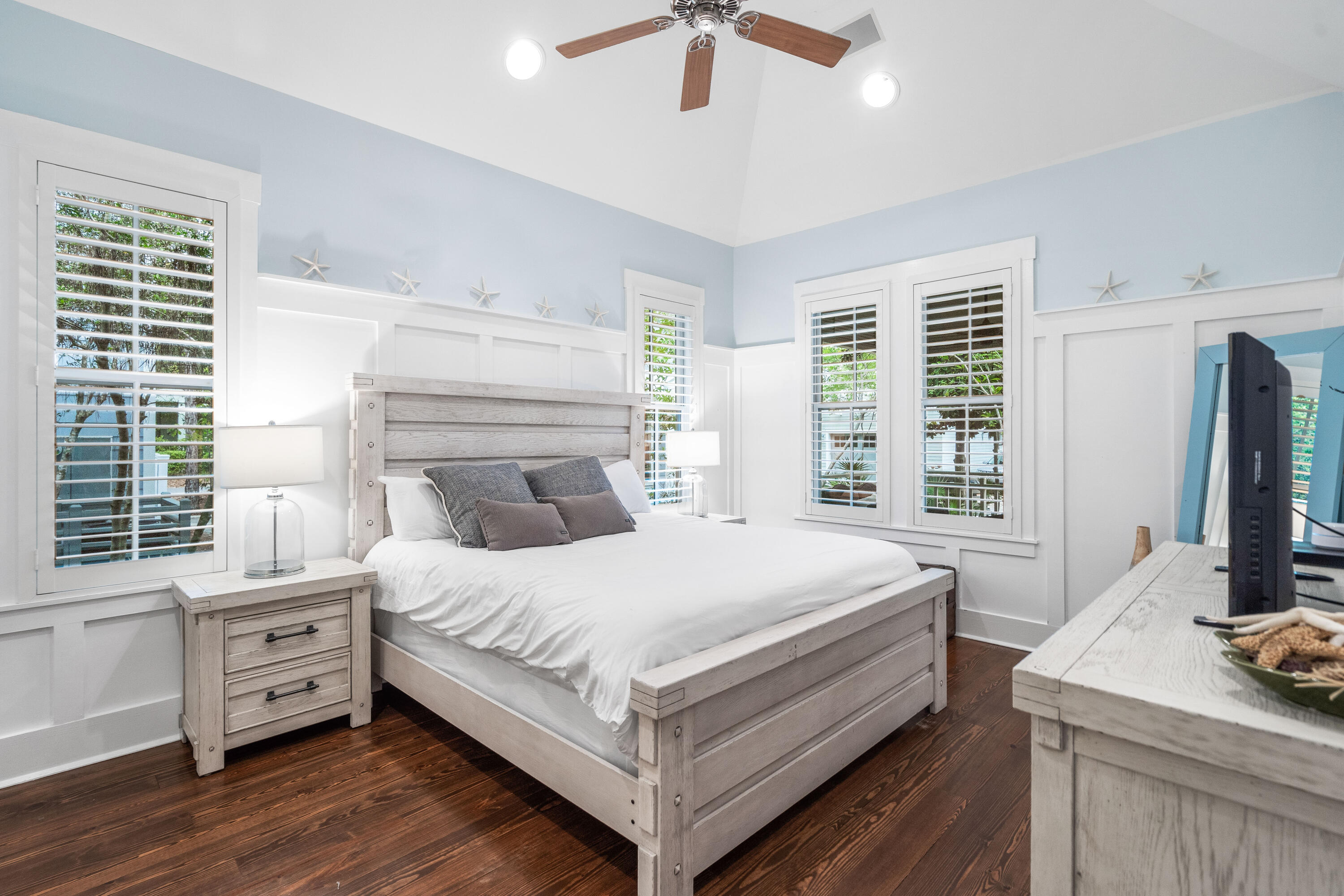 WATERCOLOR - Residential