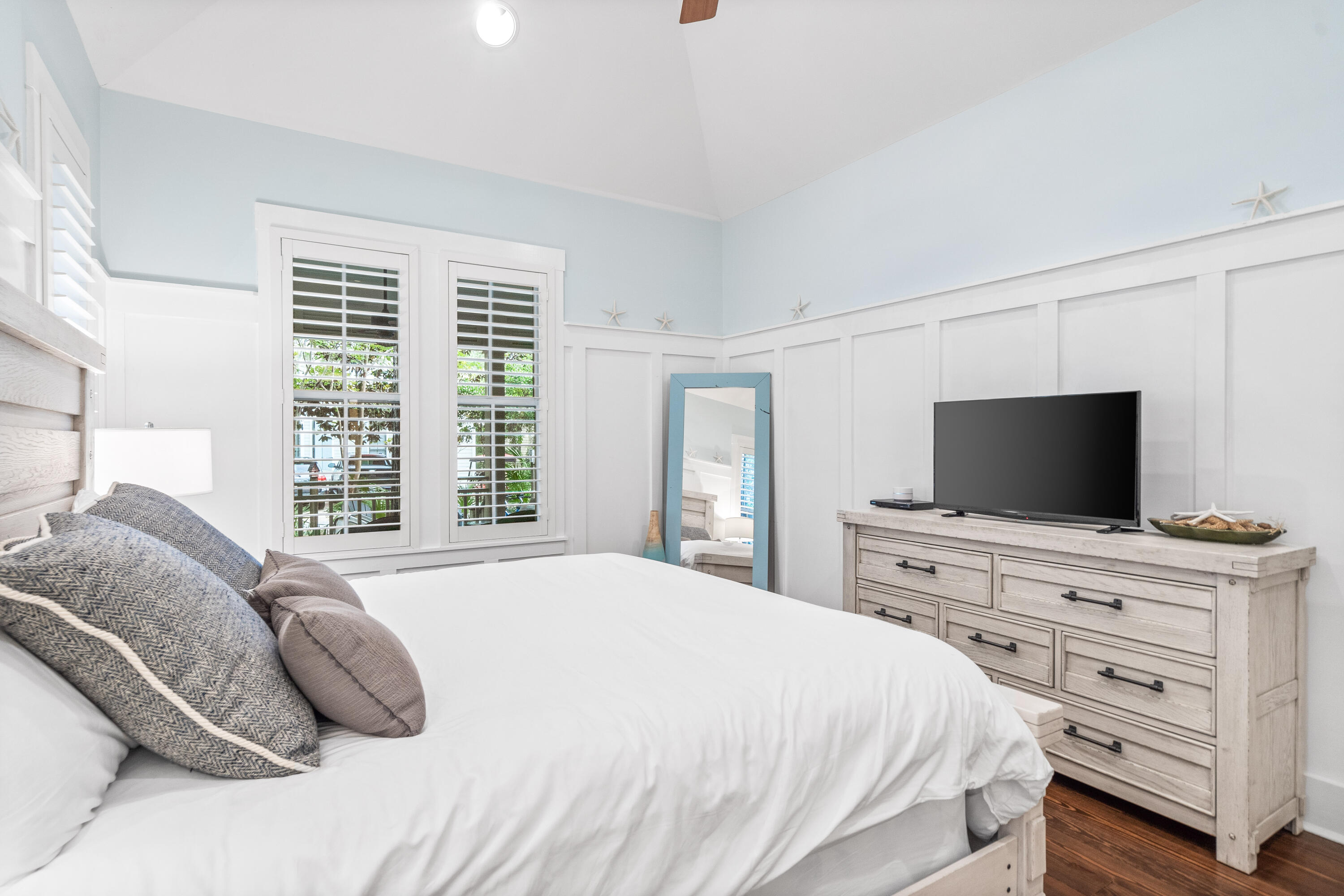 WATERCOLOR - Residential