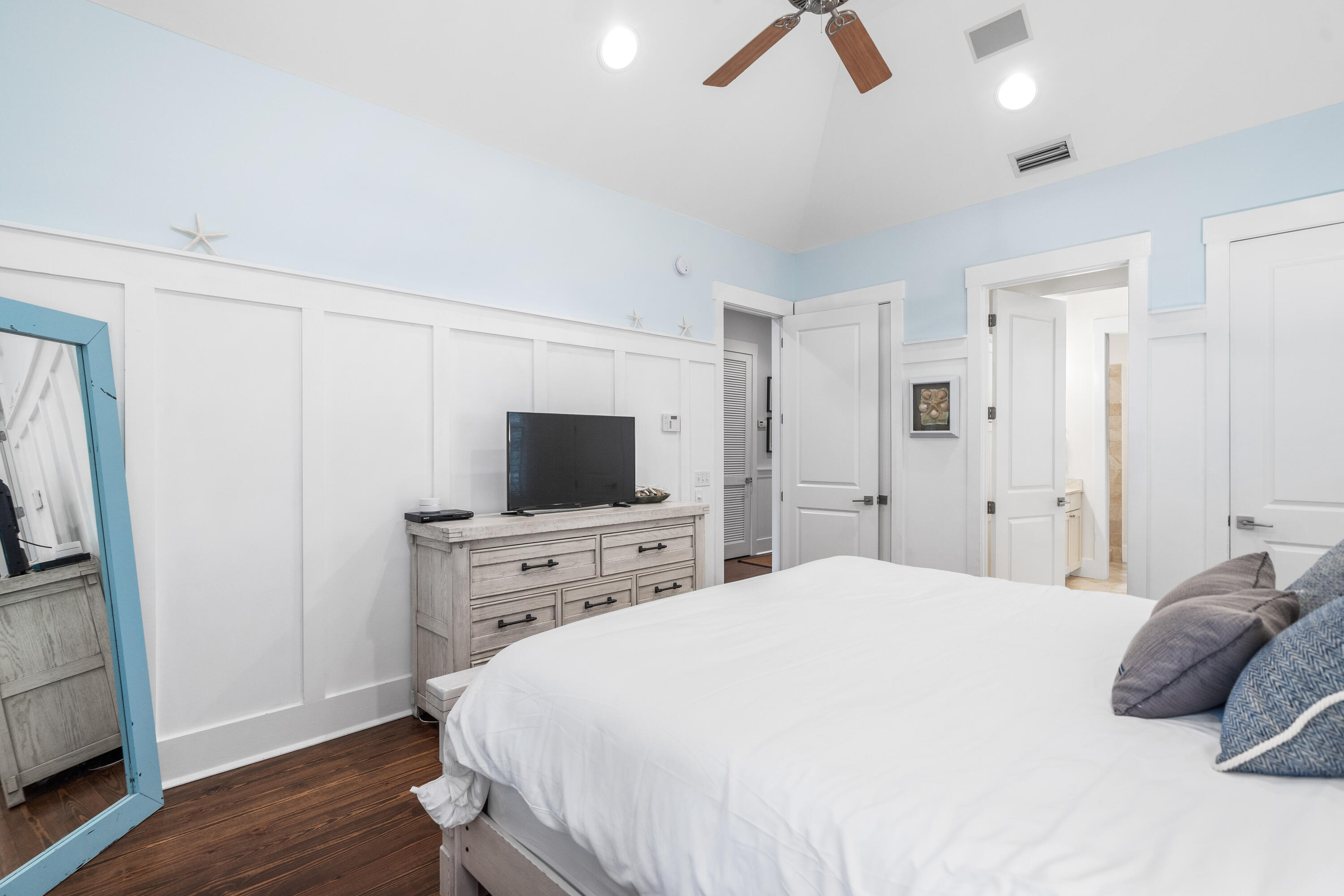 WATERCOLOR - Residential