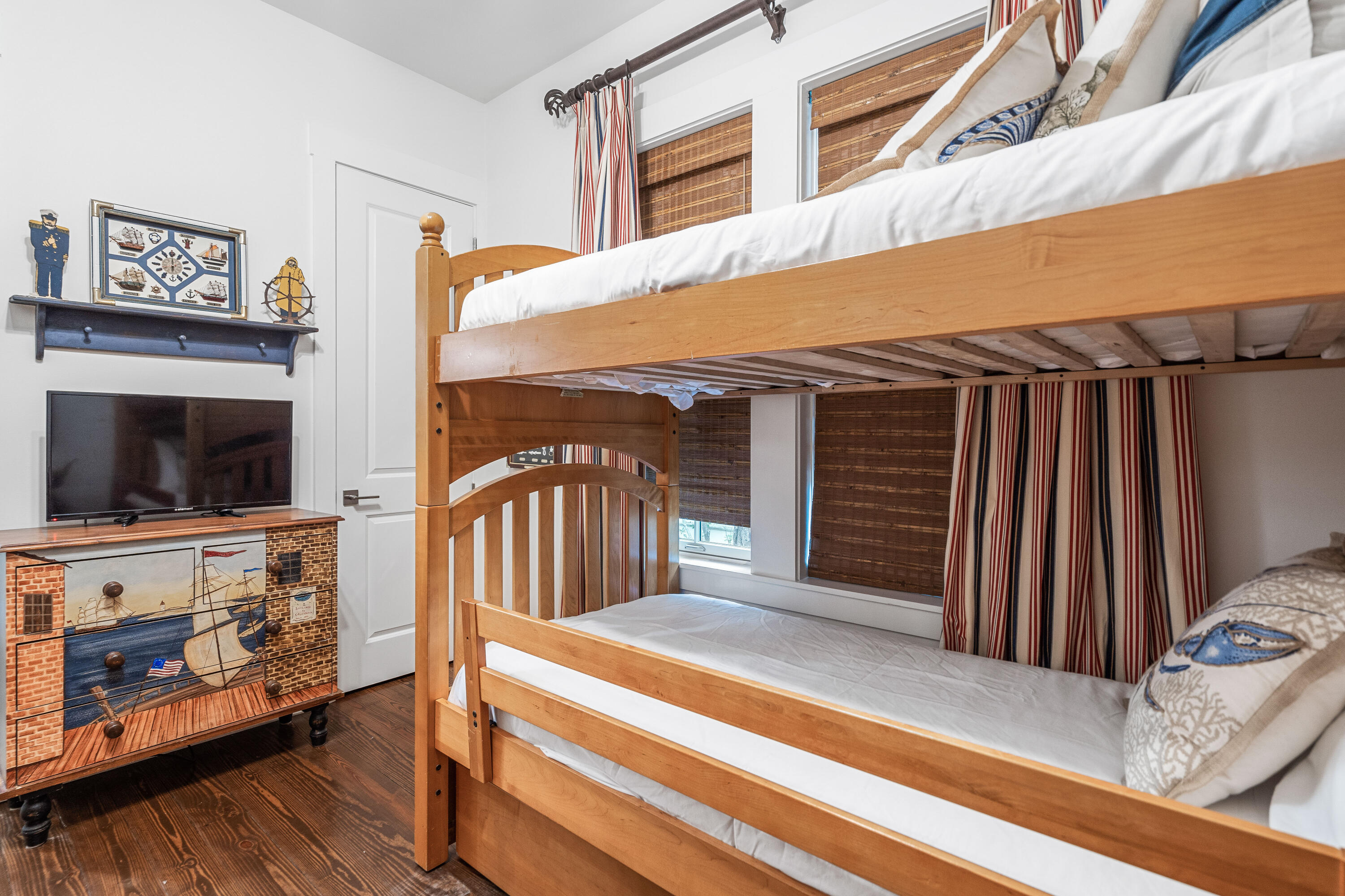 WATERCOLOR - Residential