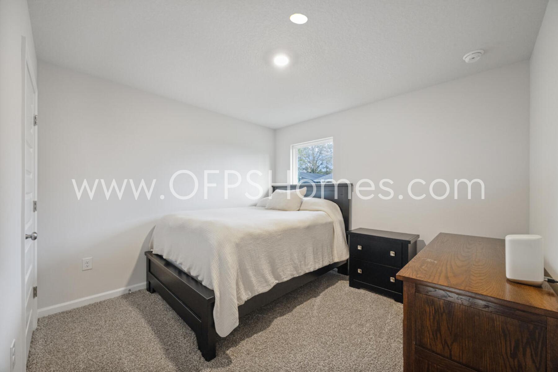 HOMEWOOD EST - Residential Lease