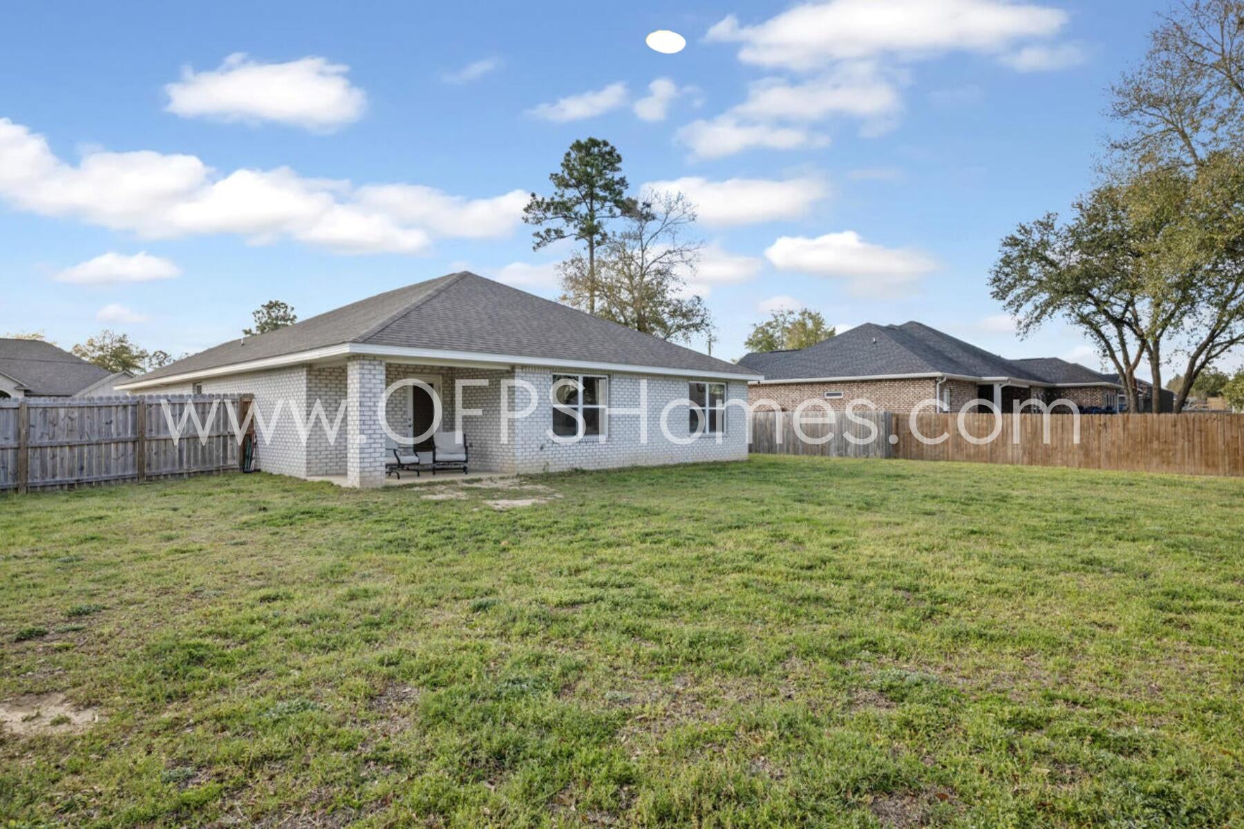 HOMEWOOD EST - Residential Lease