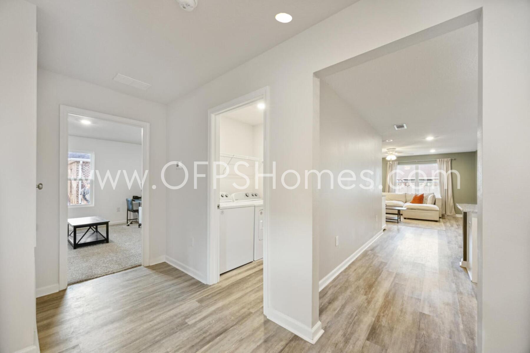 HOMEWOOD EST - Residential Lease