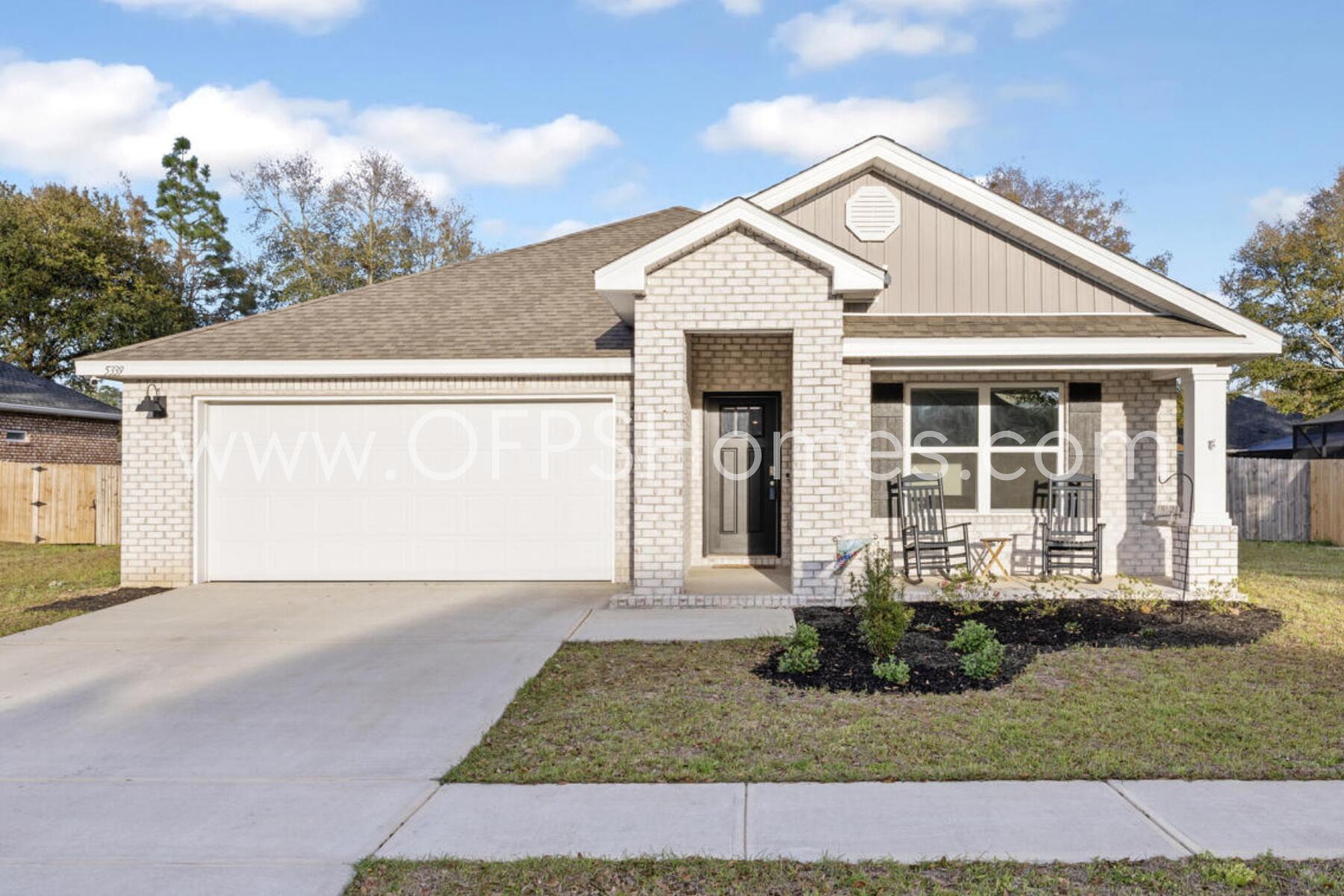 HOMEWOOD EST - Residential Lease
