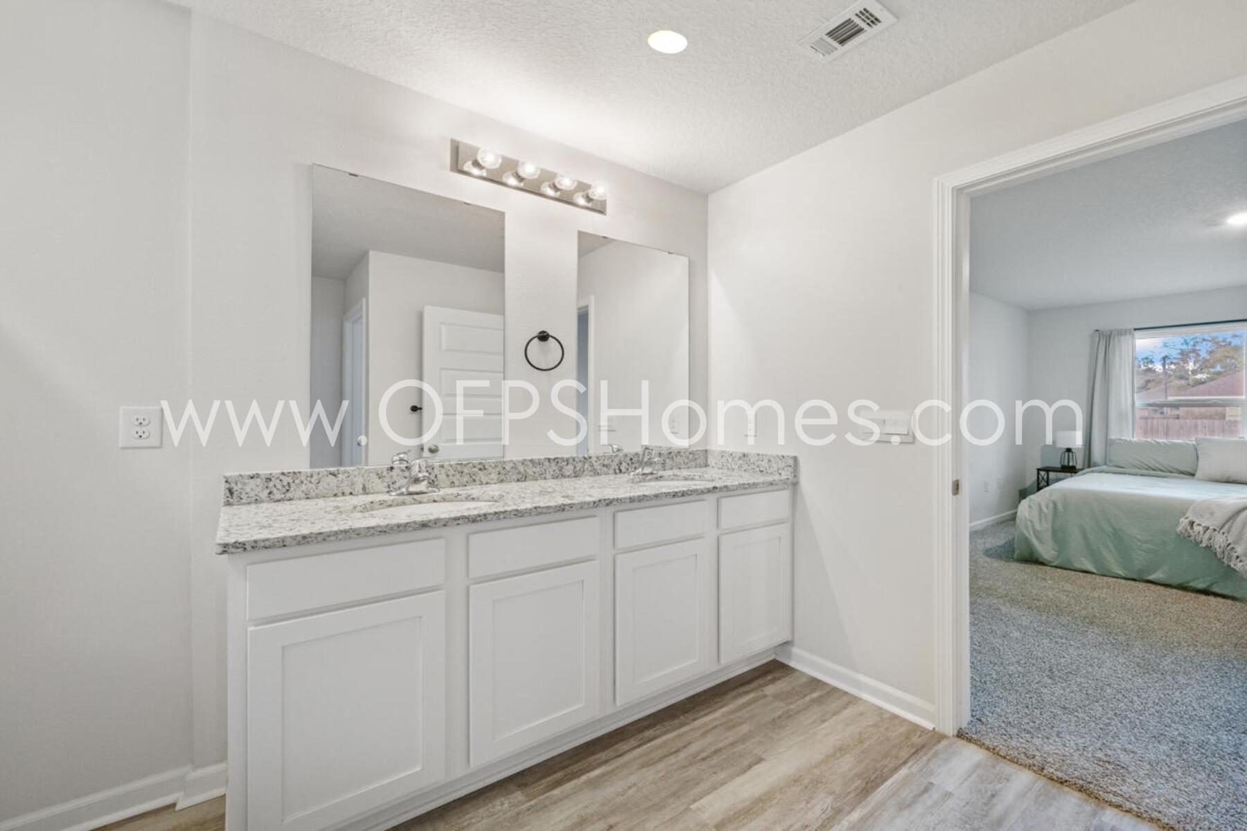 HOMEWOOD EST - Residential Lease