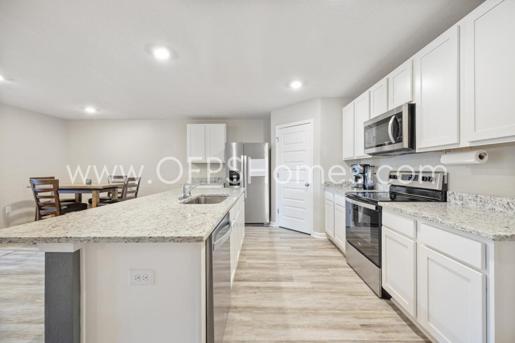 HOMEWOOD EST - Residential Lease