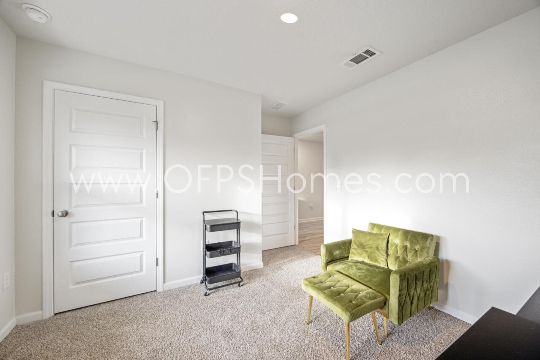 HOMEWOOD EST - Residential Lease