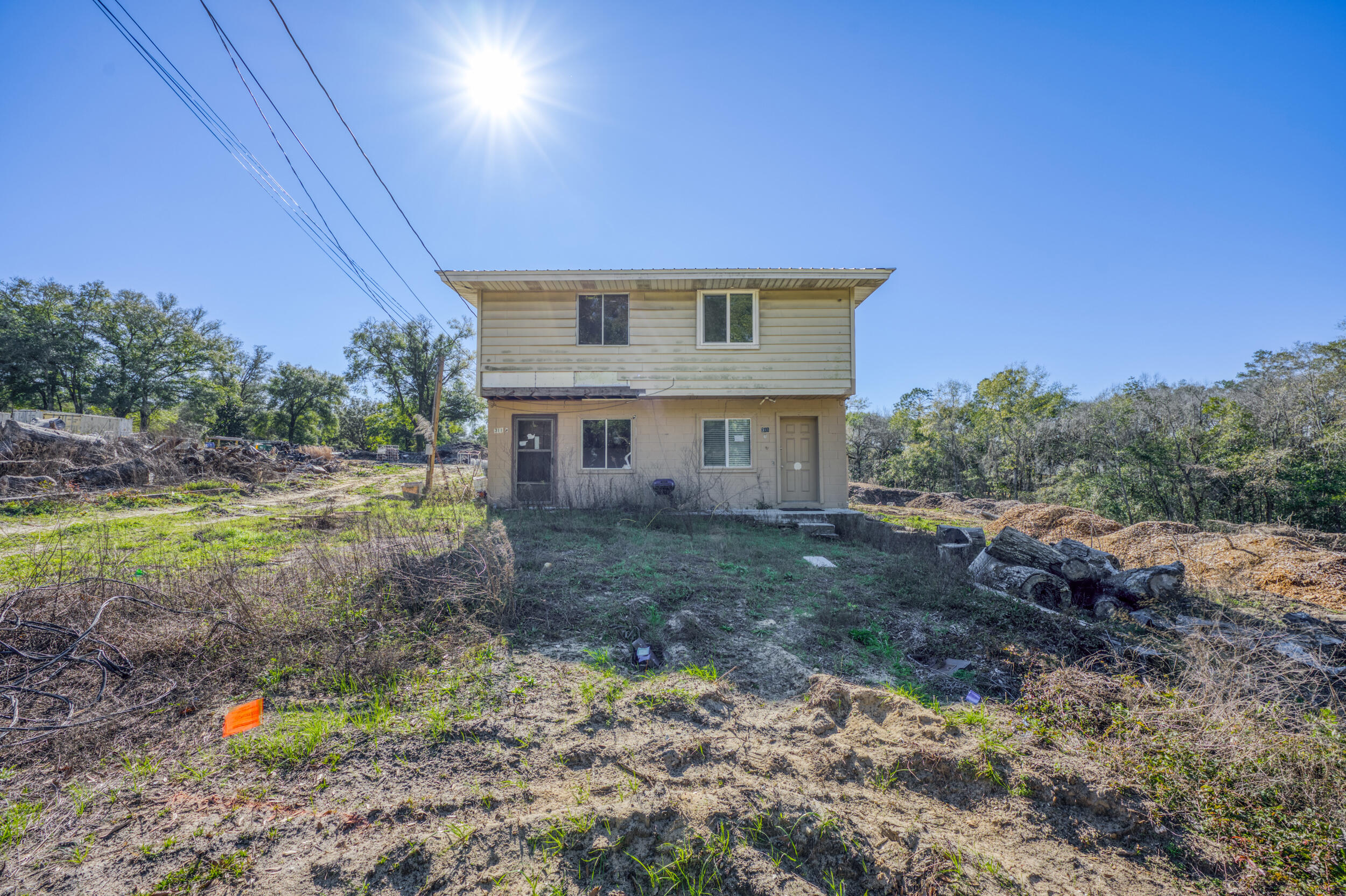 METES & BOUNDS - Land