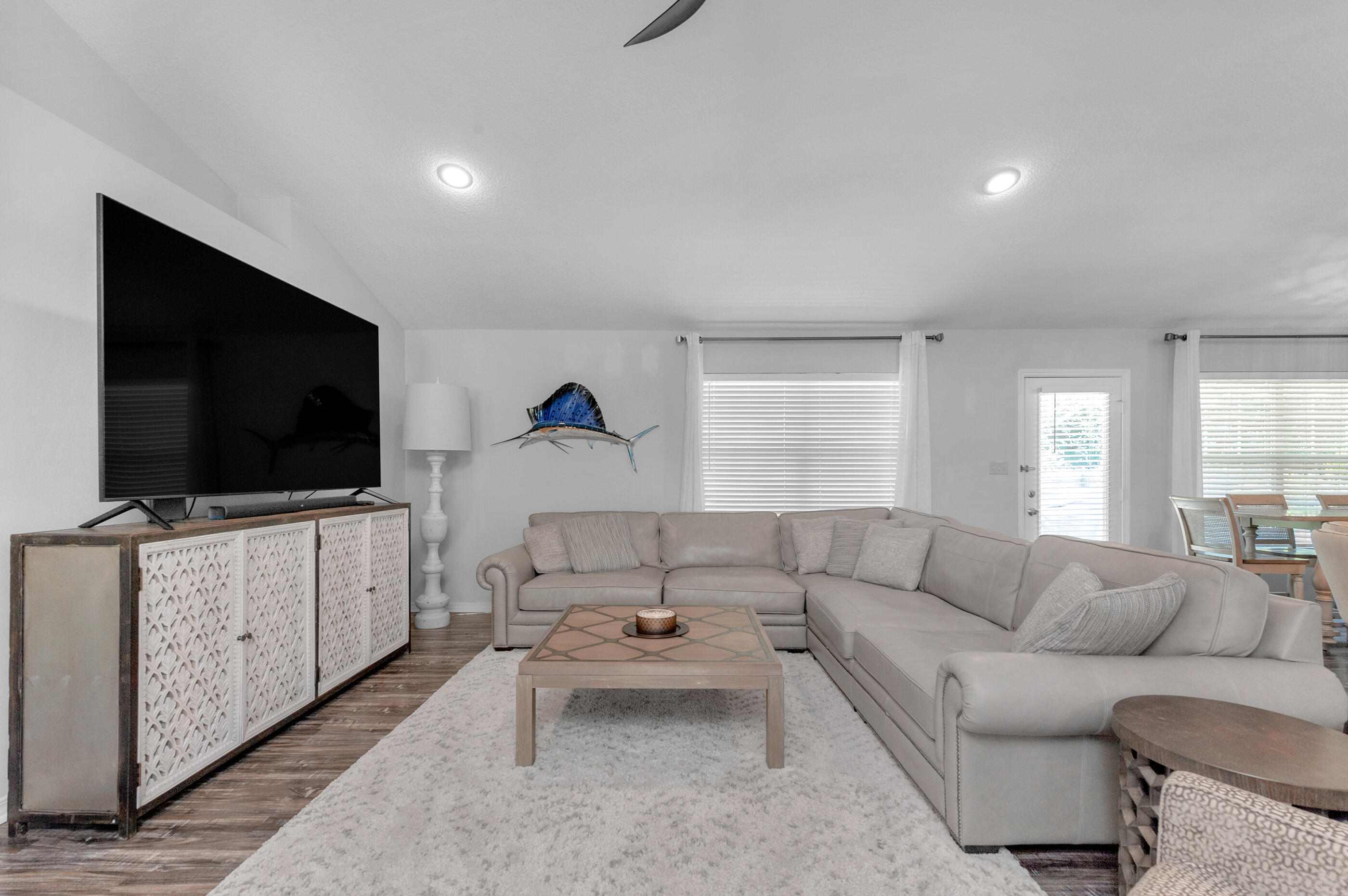 HIDDEN PINES S/D - Residential