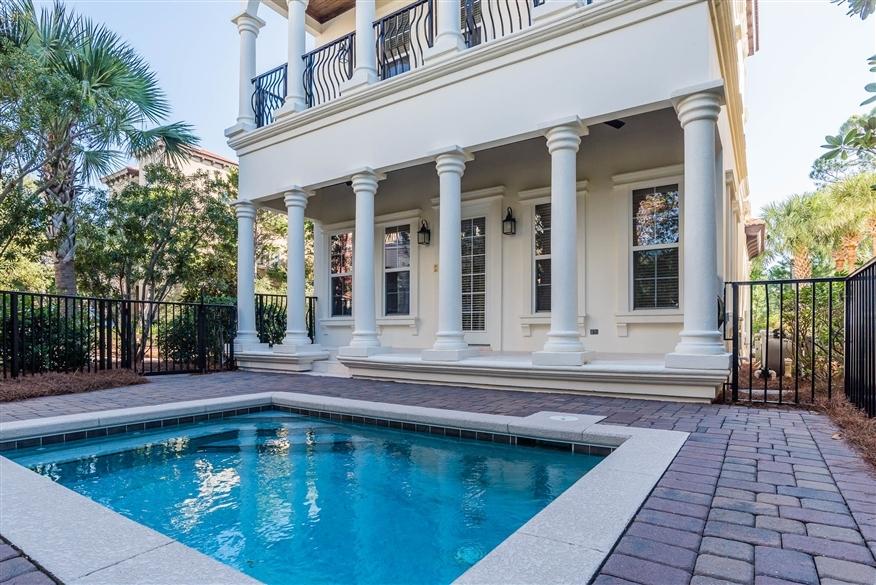 PALMEIRA VILLAS AT
SEAGROVE BEACH - Residential