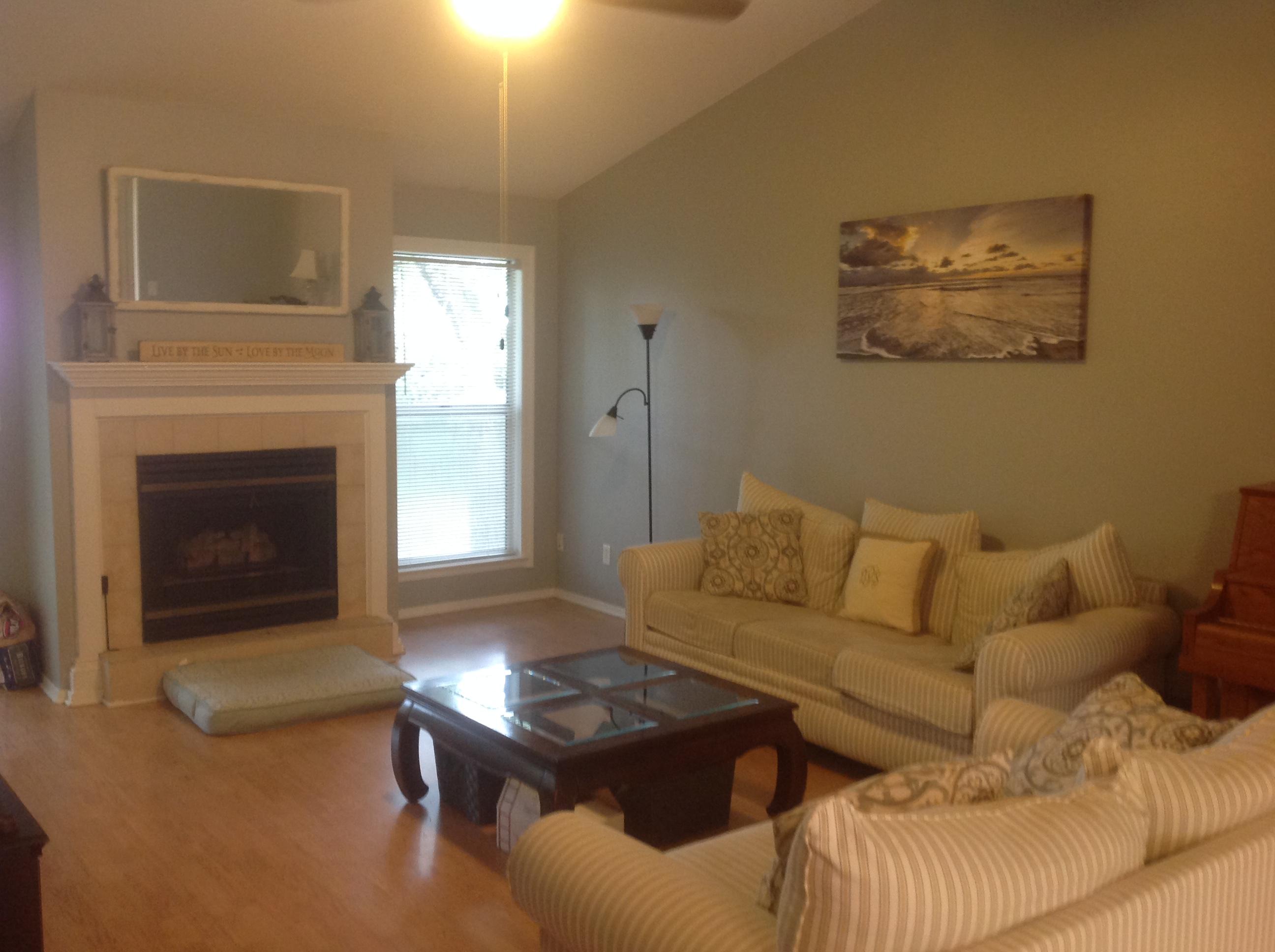 PARKWOOD LANE BLUEWATER BAY - Residential