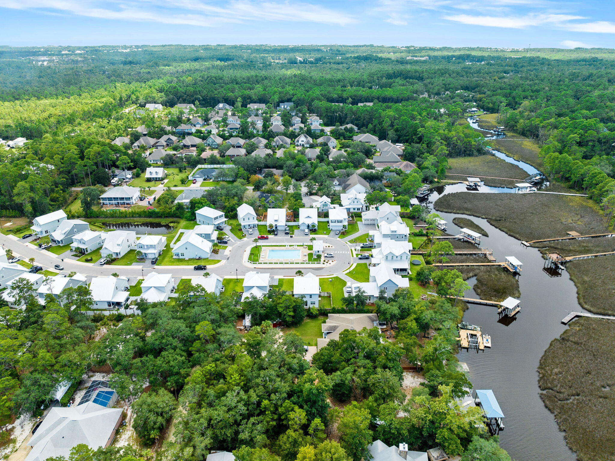 Daxton on the Bay - Residential