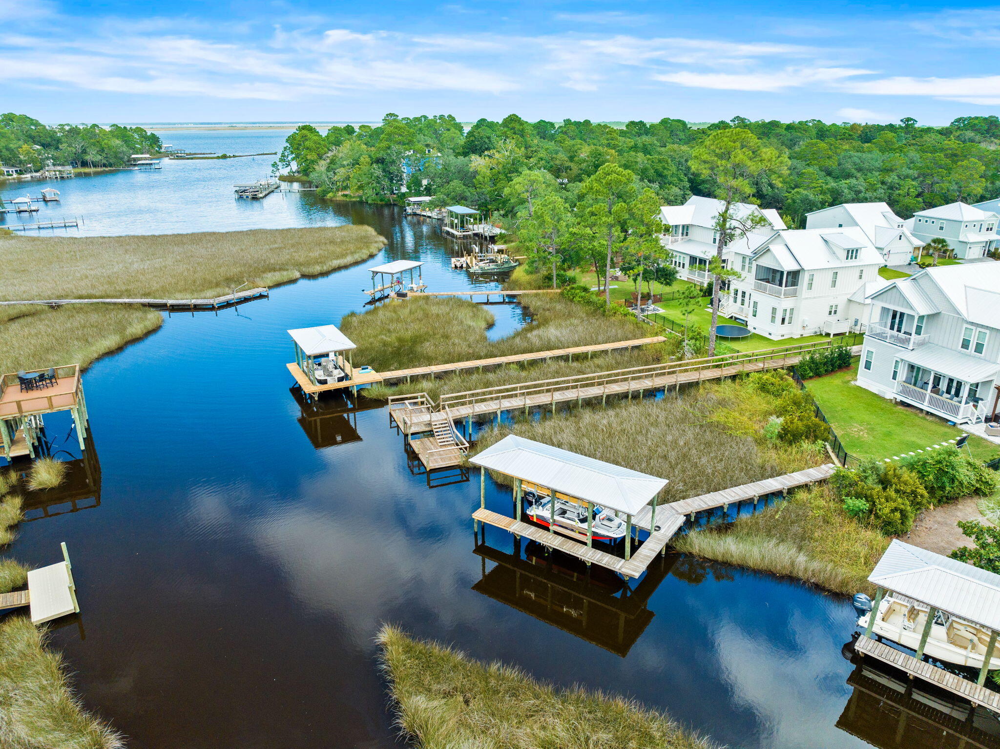 Daxton on the Bay - Residential