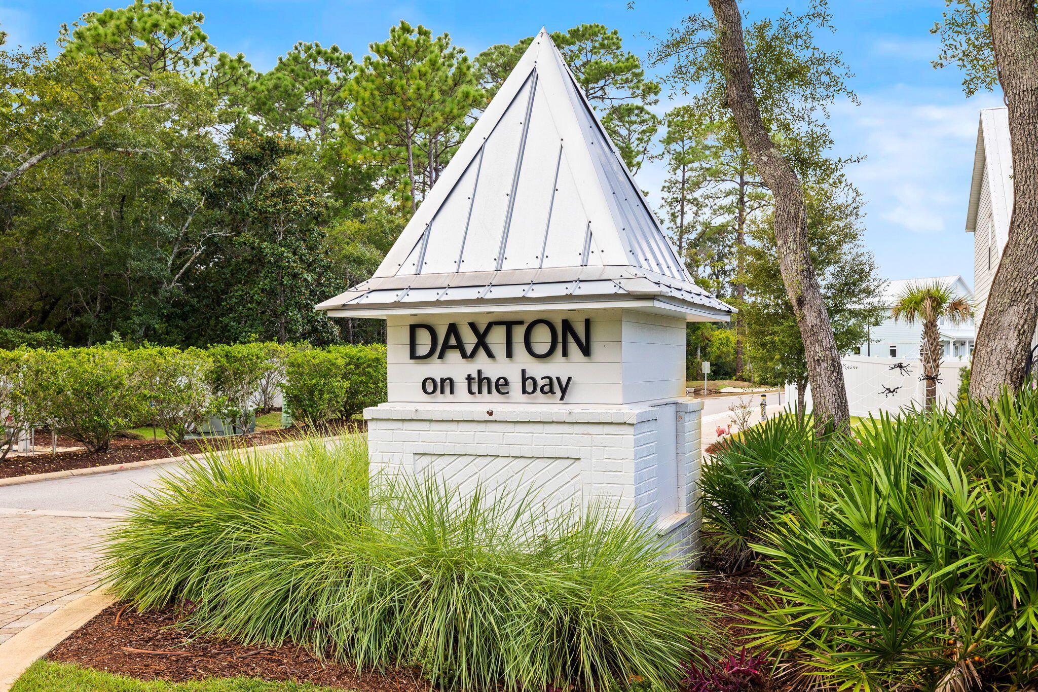 Daxton on the Bay - Residential
