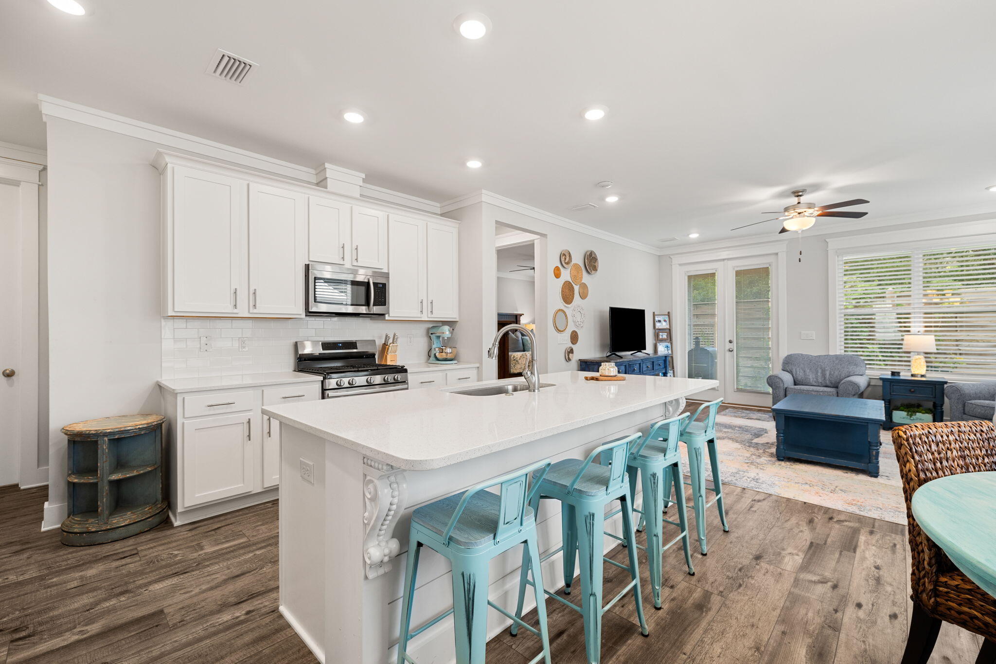 Daxton on the Bay - Residential