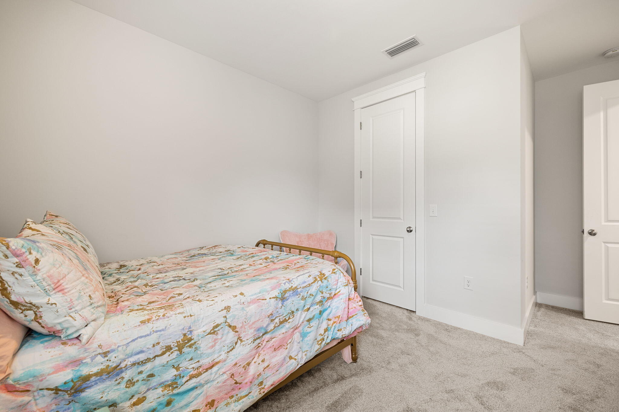 Daxton on the Bay - Residential