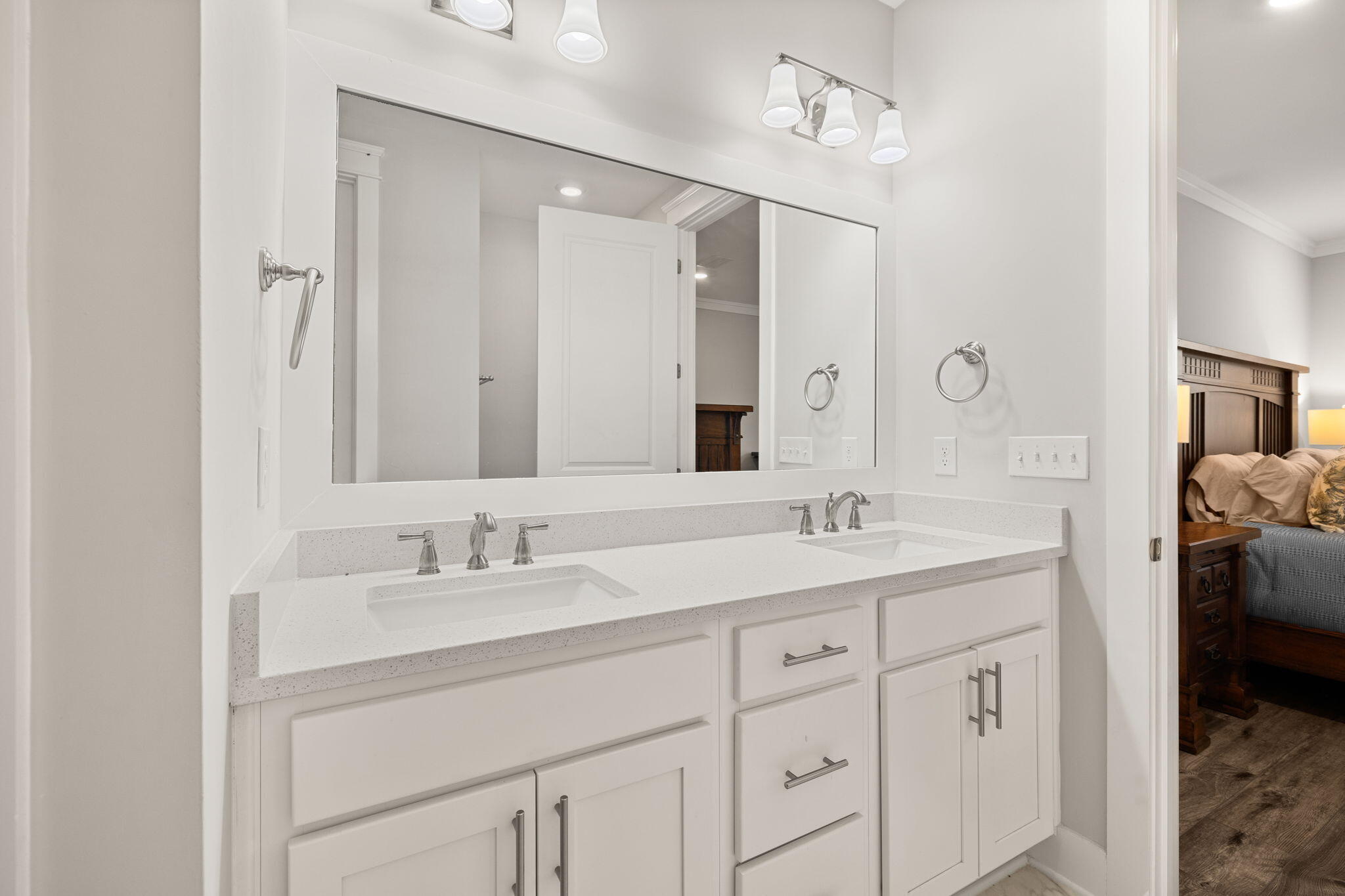 Daxton on the Bay - Residential