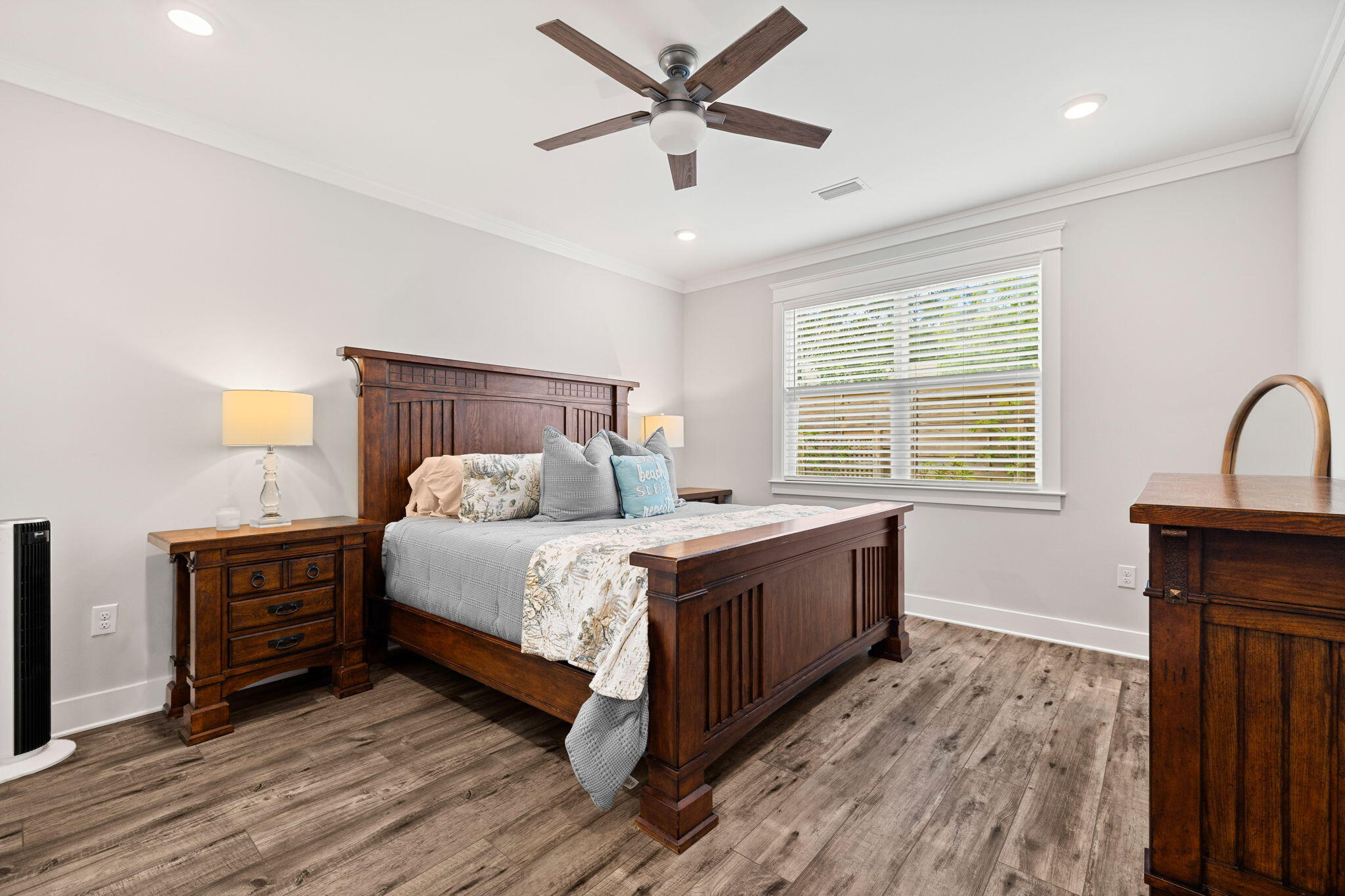 Daxton on the Bay - Residential