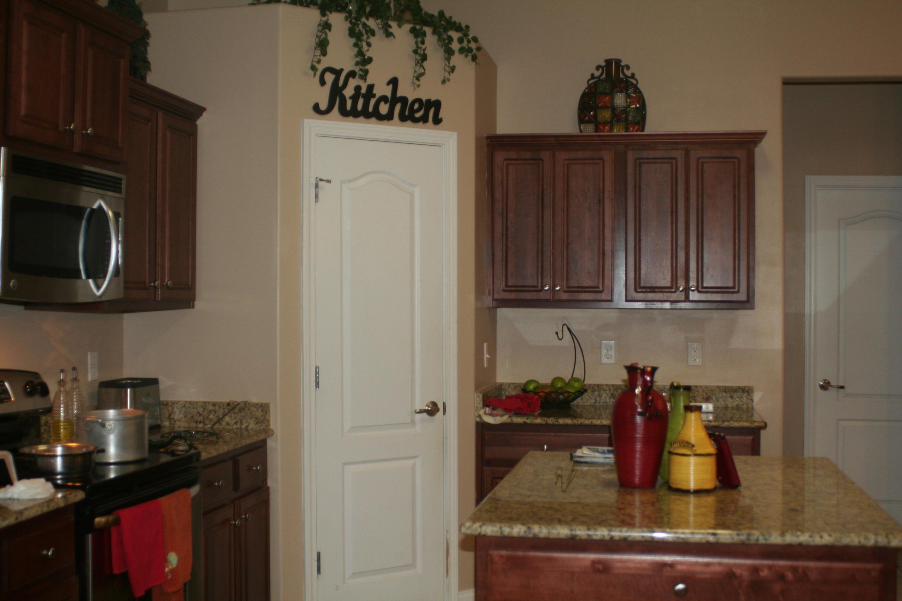 BROWNSTONE MANOR - Residential Lease