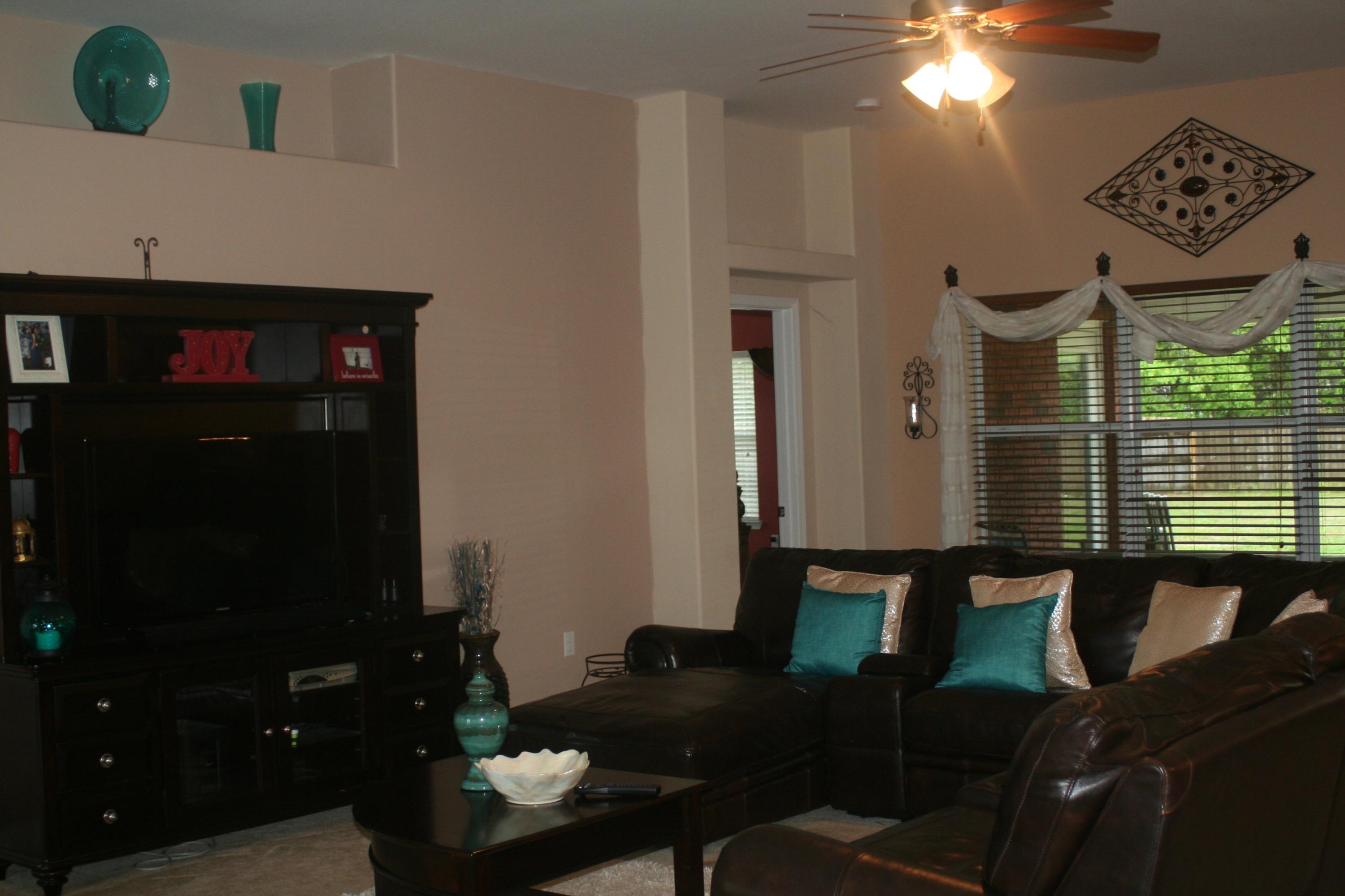 BROWNSTONE MANOR - Residential Lease