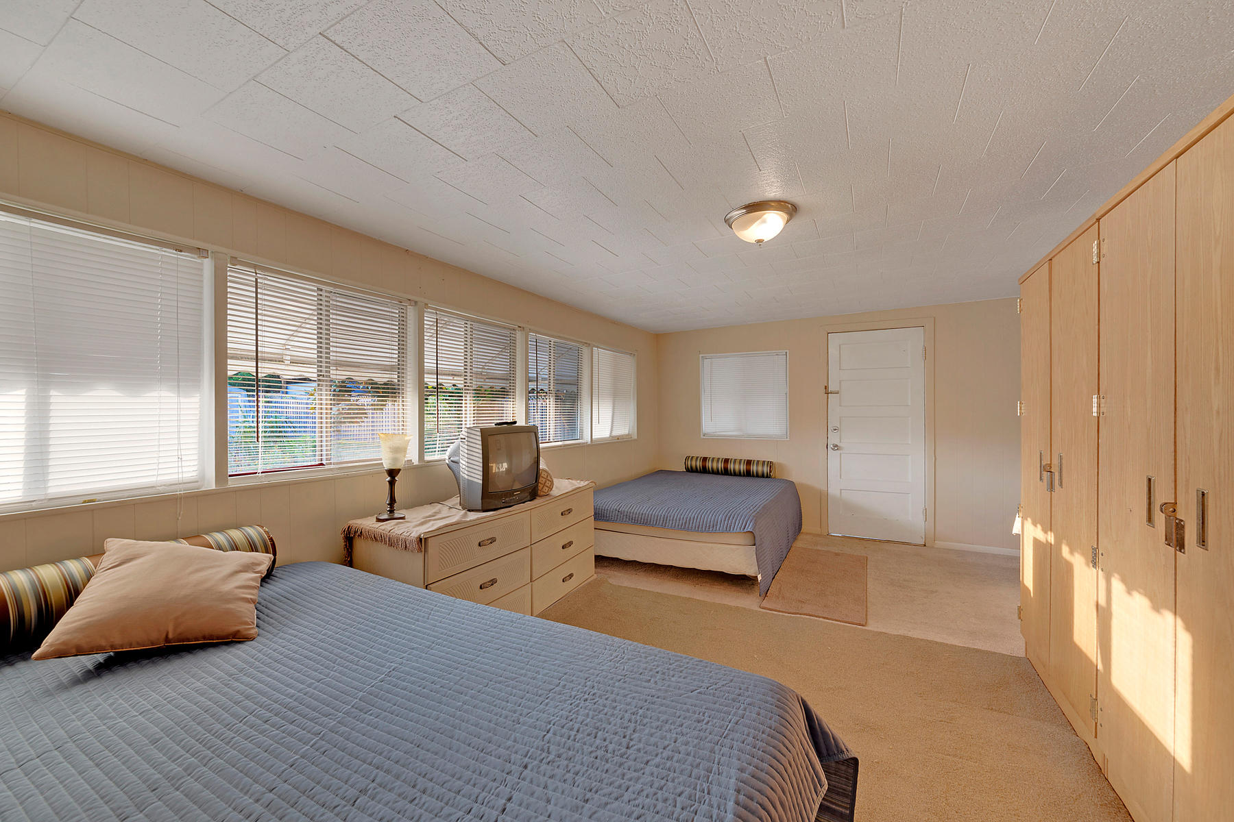 LAGUNA BEACH - Residential